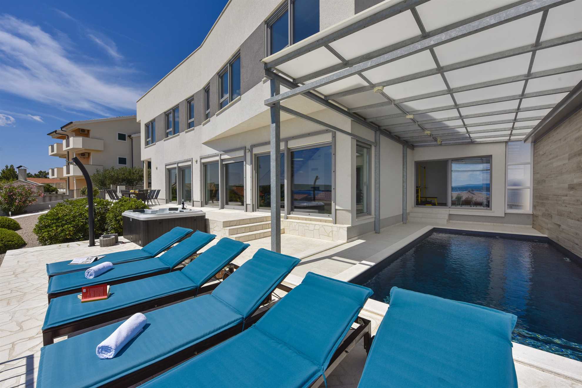 Villa Royal Blue with Heated Pool