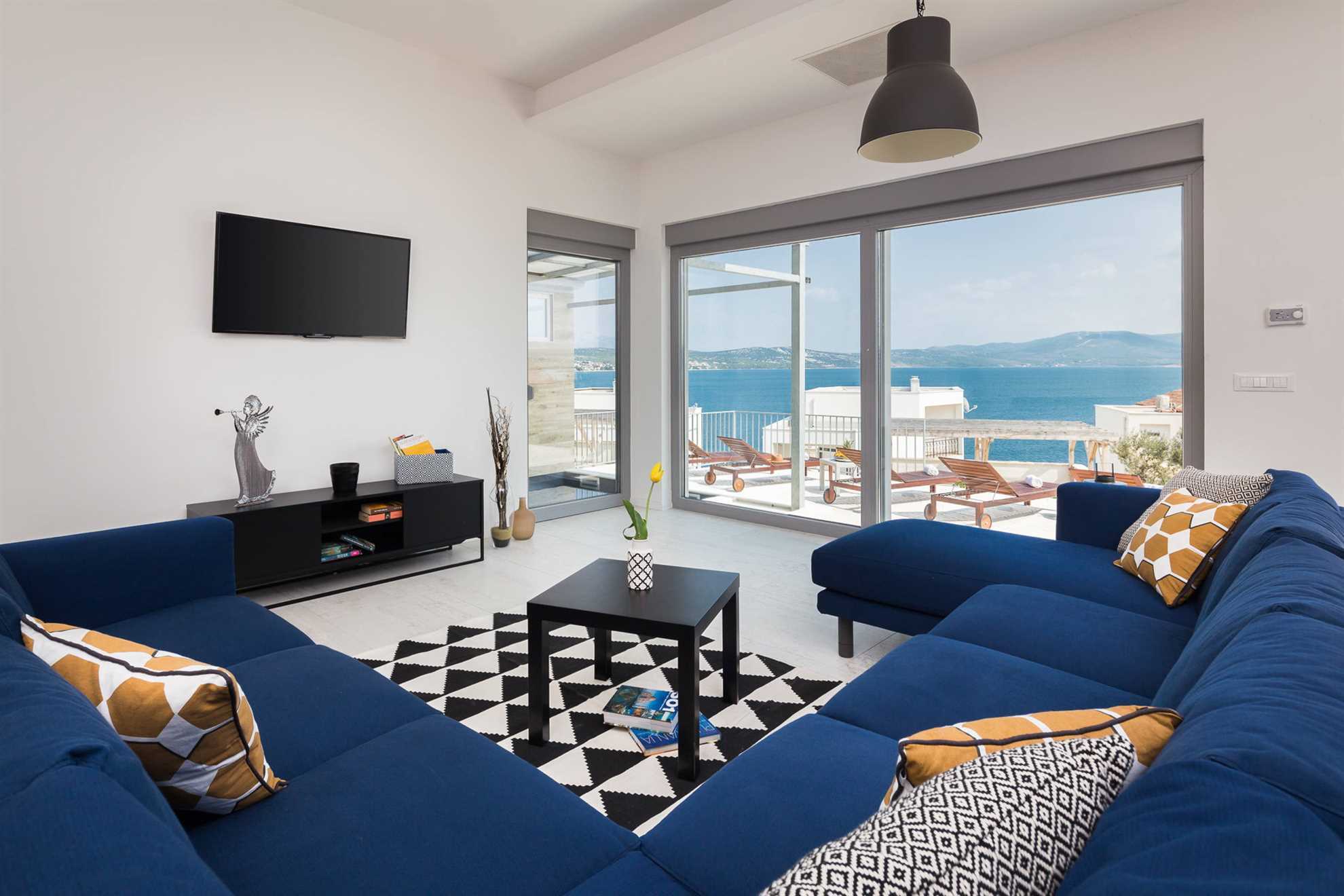 Villa Royal Blue with Heated Pool