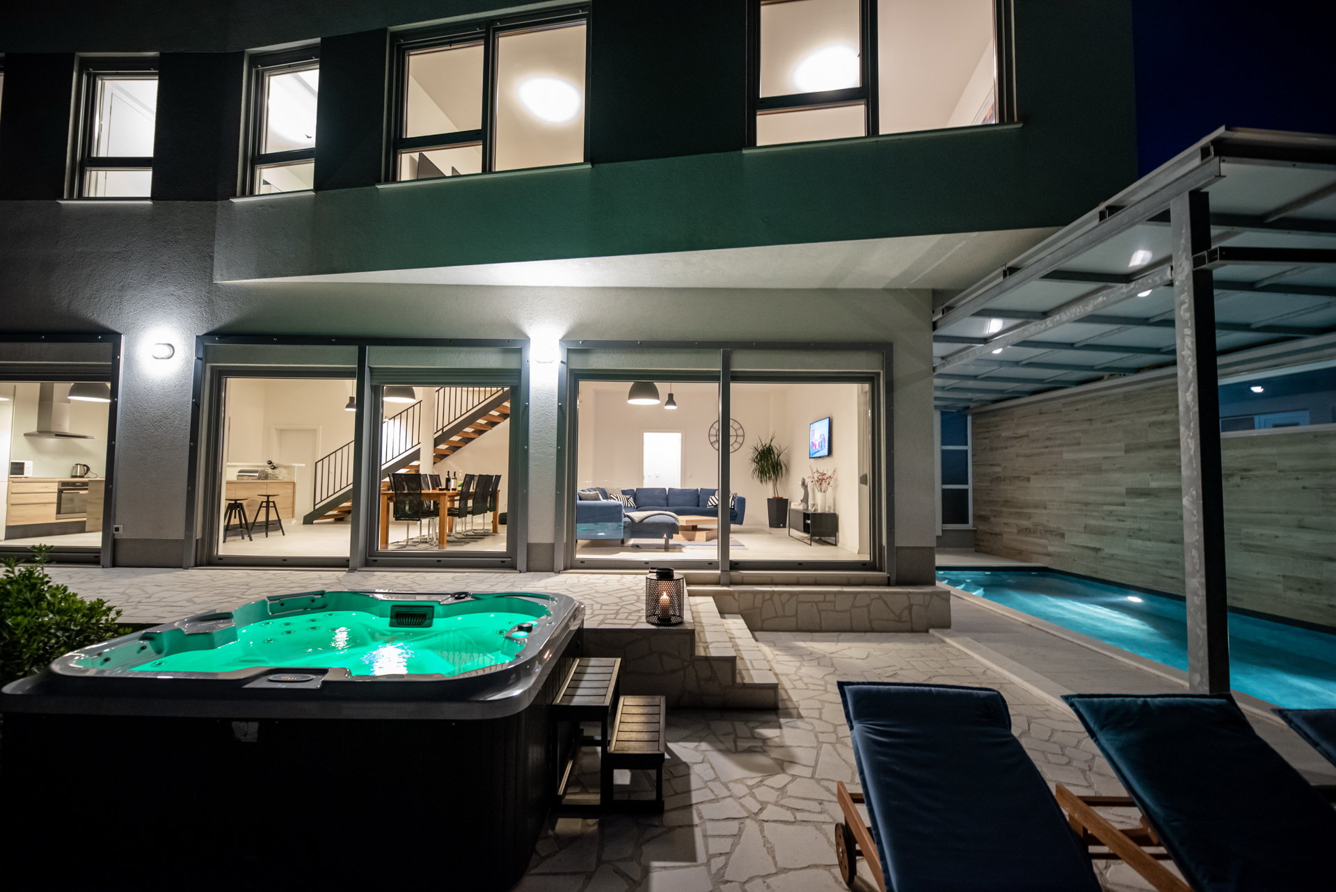 Villa Royal Blue with Heated Pool