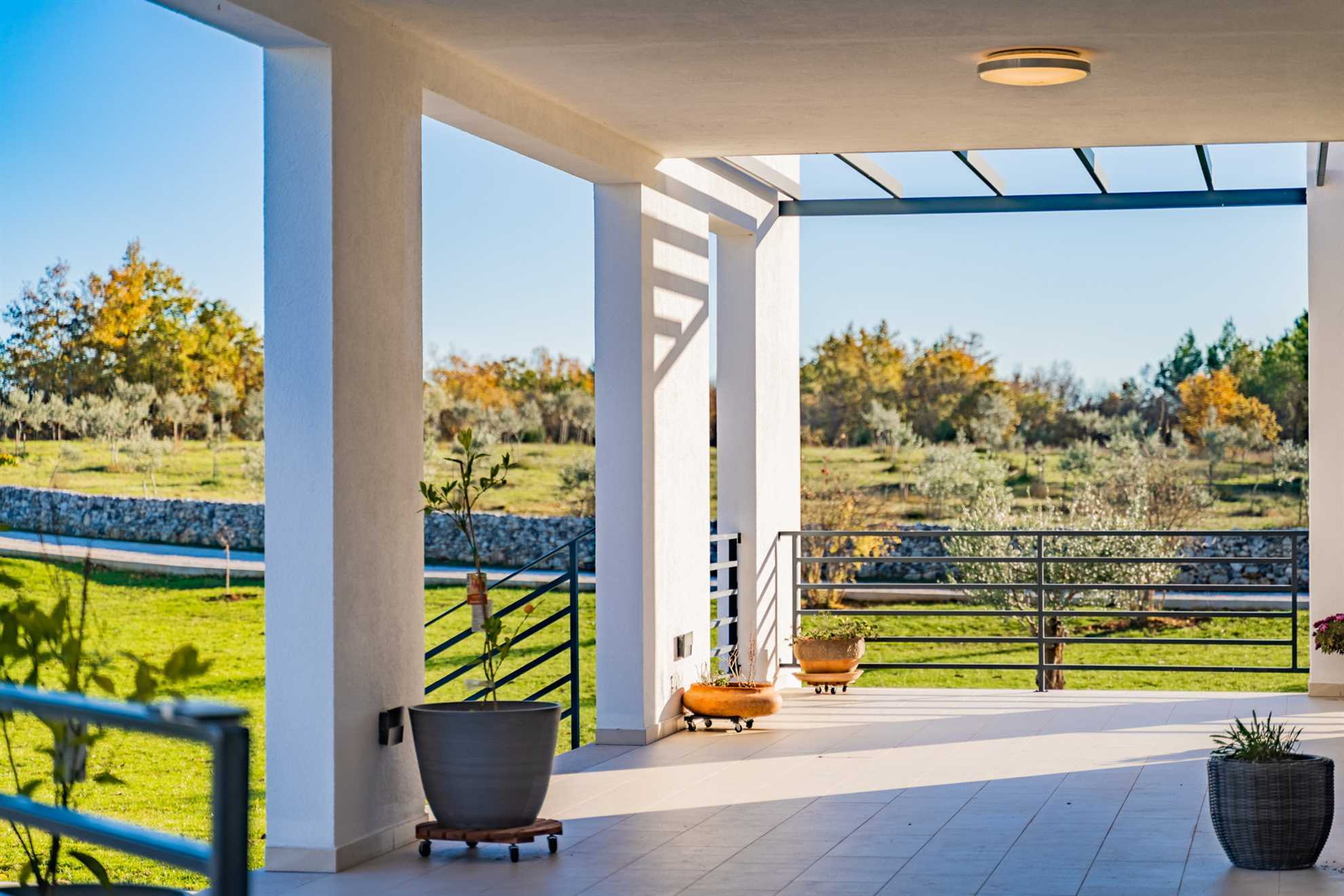 Villa Labyrinth with Pool
