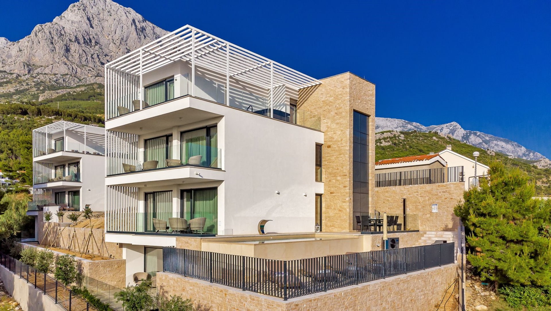 Villa Sea Splendor with Pool