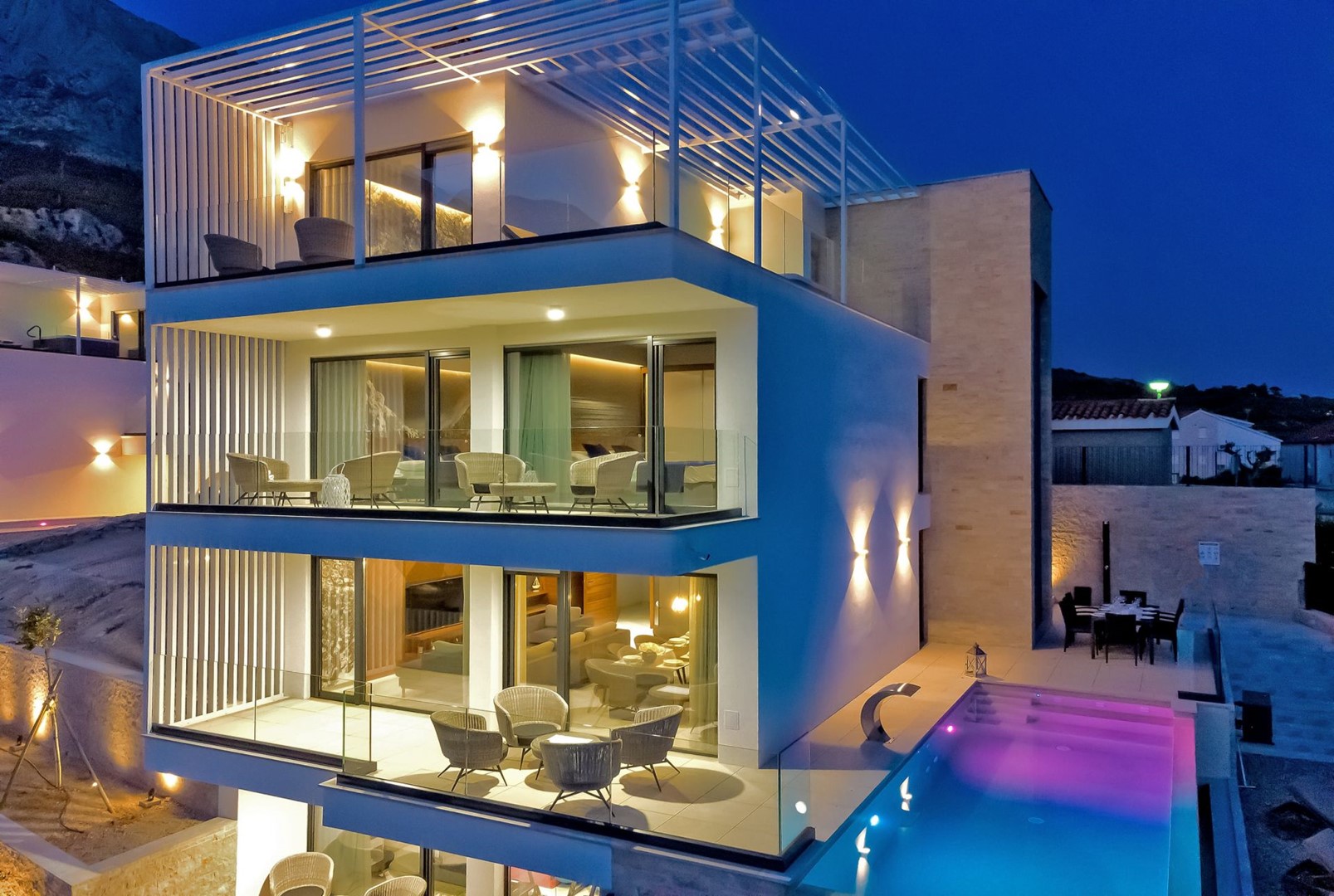 Villa Sea Splendor with Pool