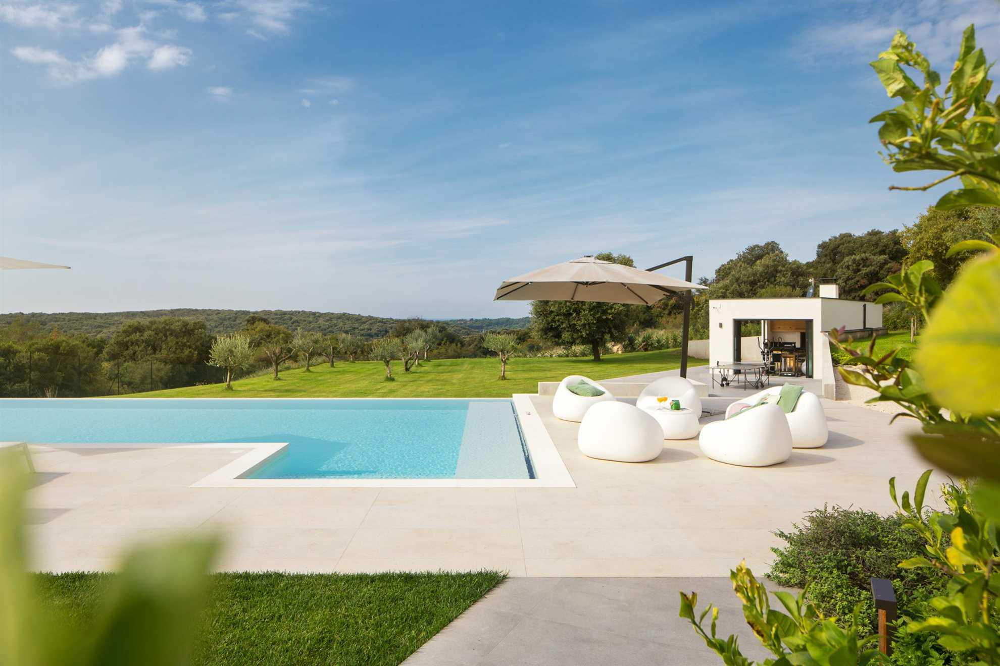 Luxury Villa Artemis with Heated Pool