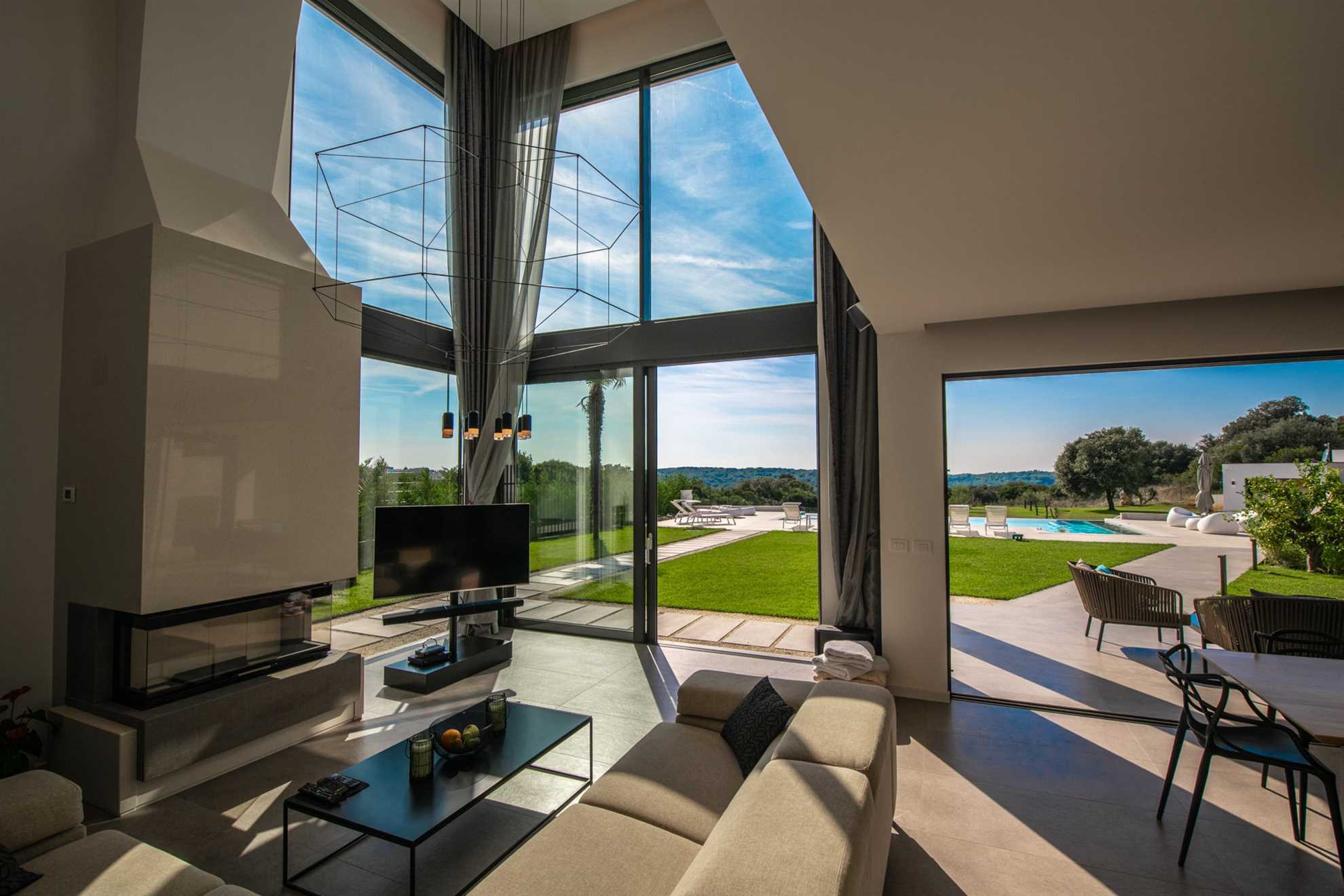 Luxury Villa Artemis with Heated Pool