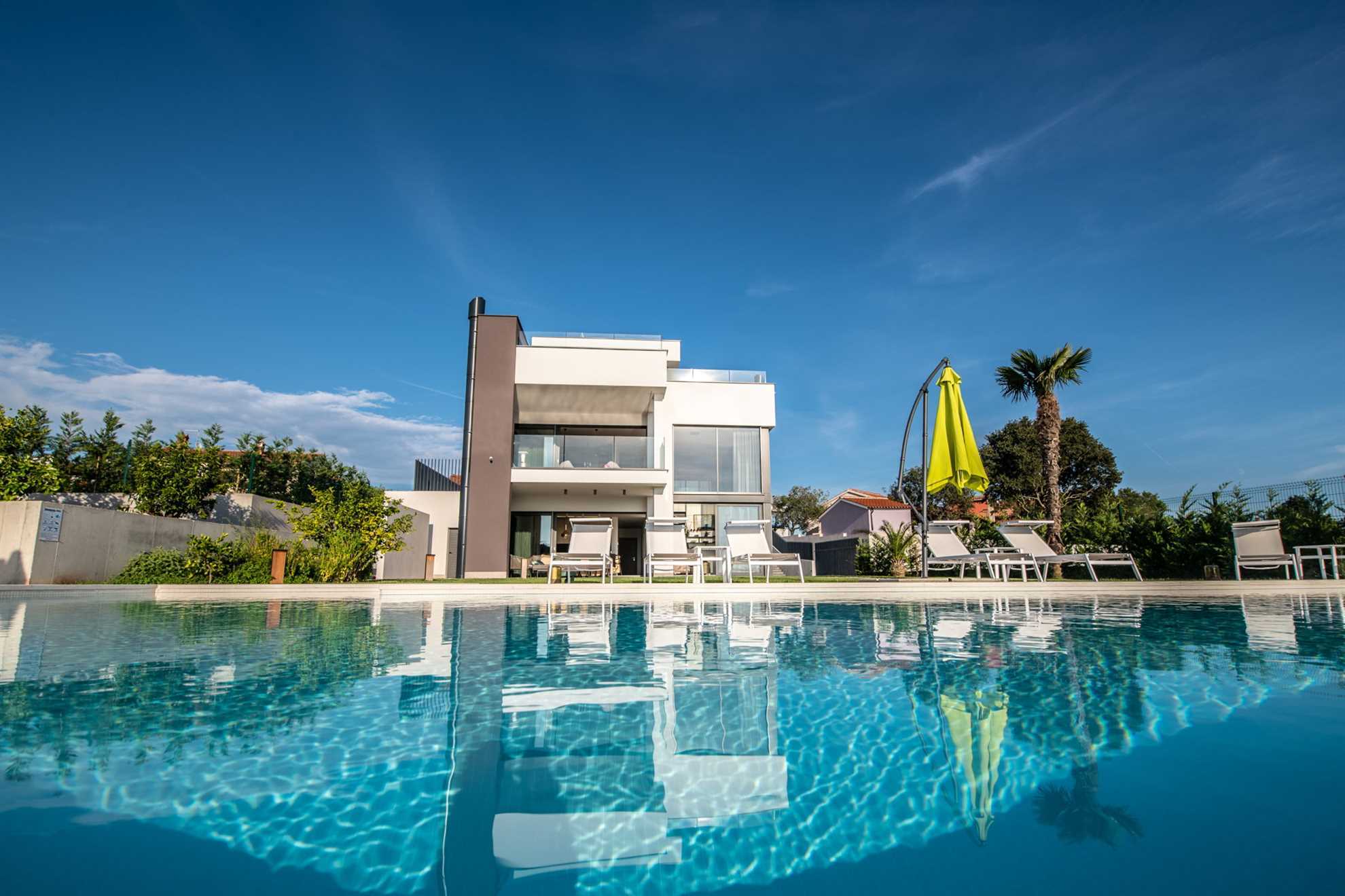 Luxury Villa Artemis with Heated Pool