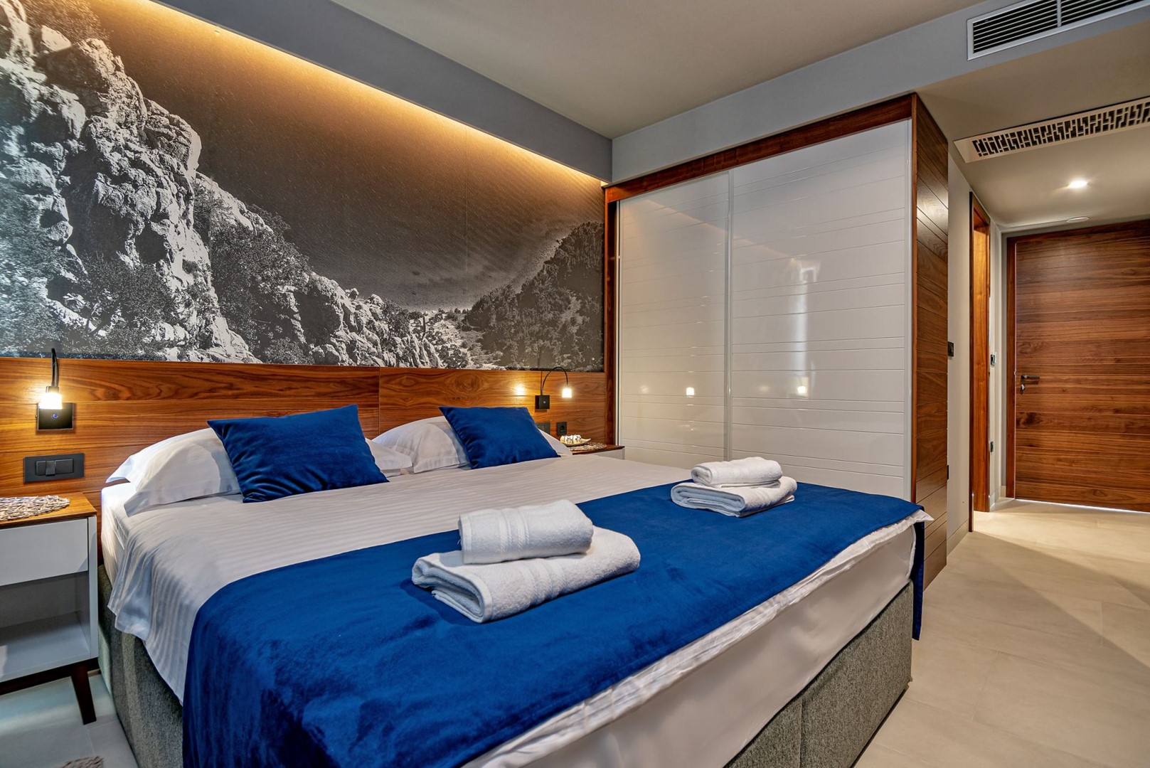Villa Sea Crystal with Pool