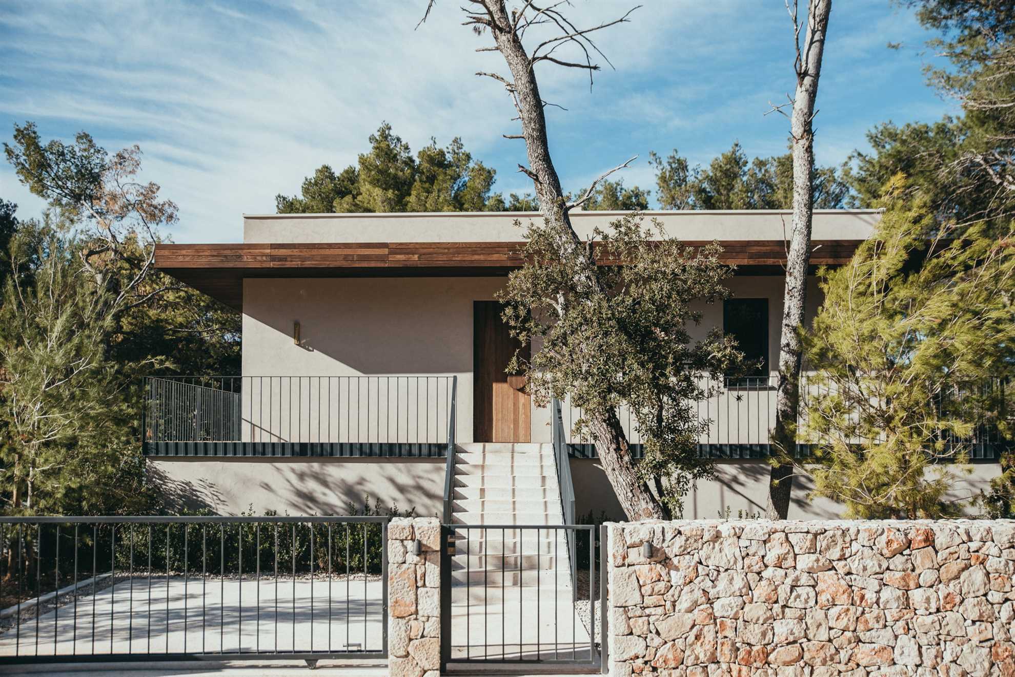 Luxury Villa Pine with Heated Pool
