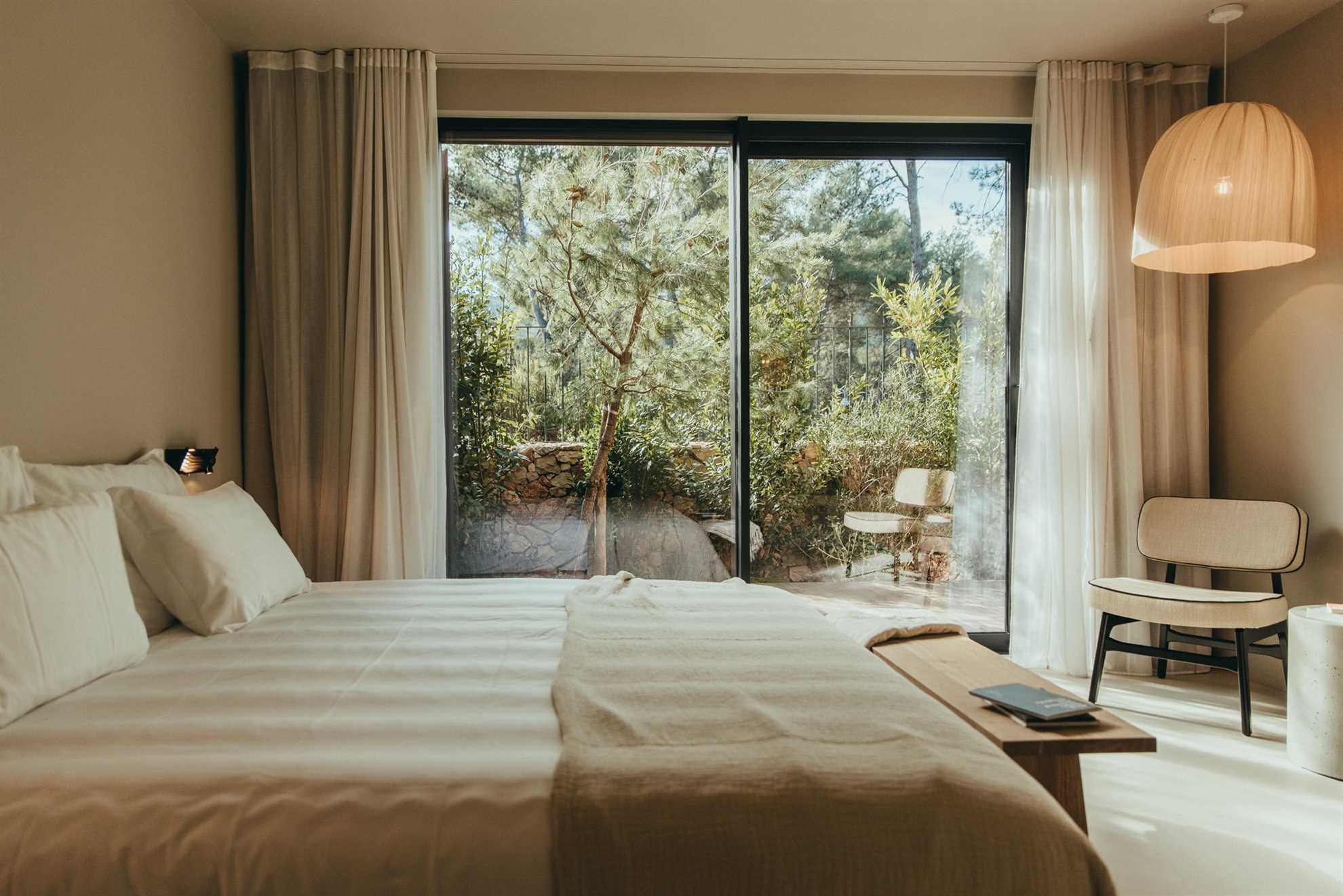 Luxury Villa Pine with Heated Pool