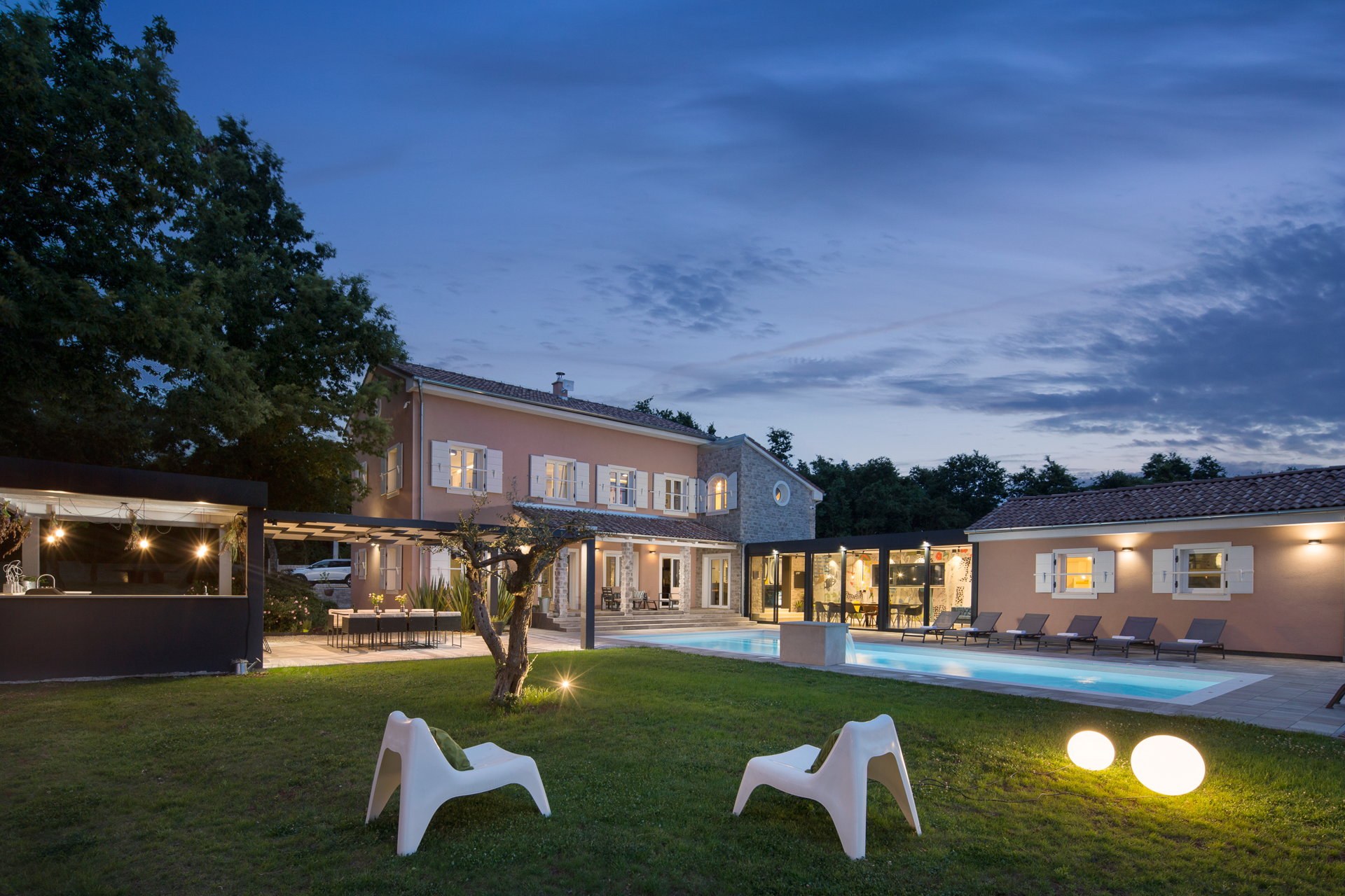 Villa Fairytale with Pool