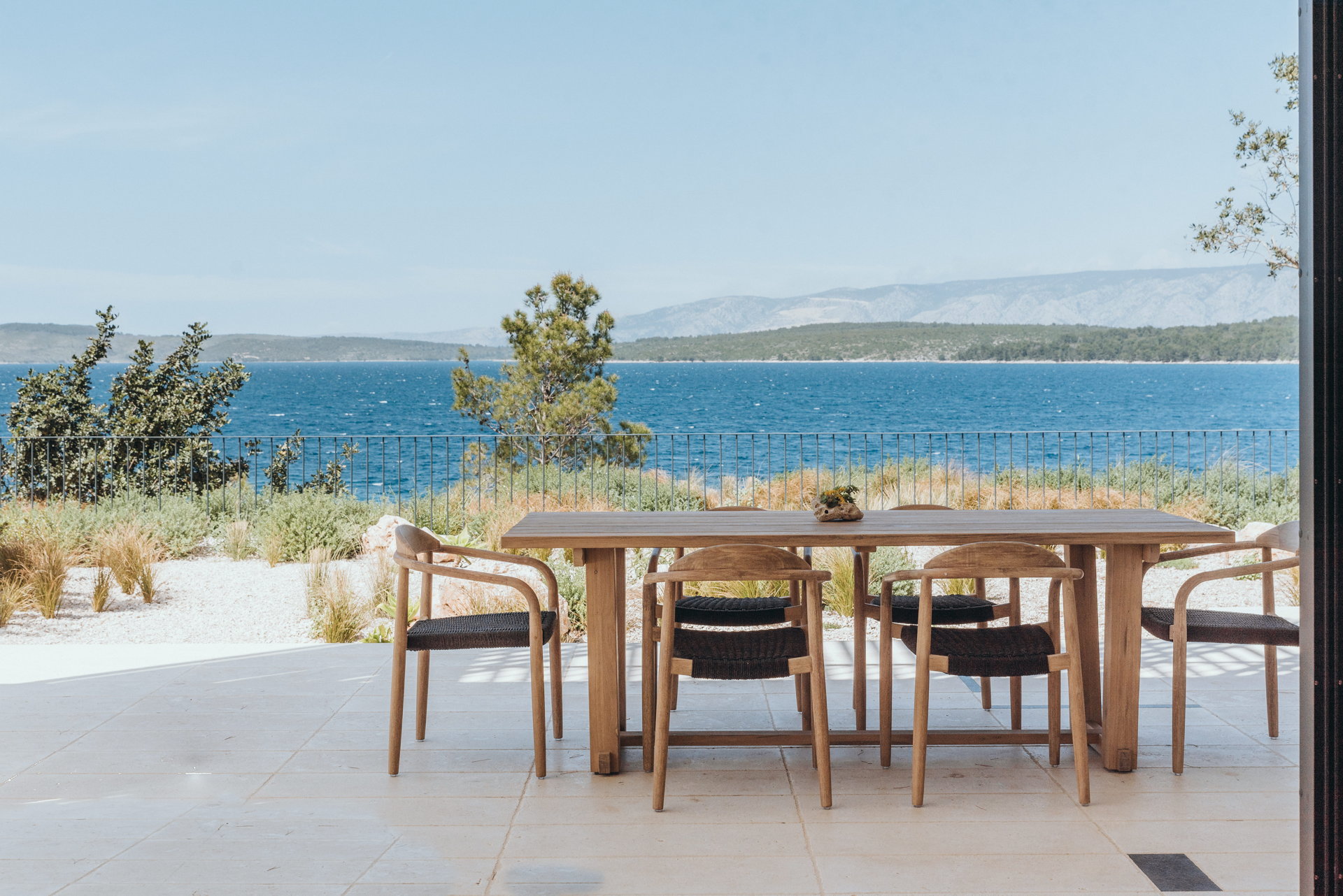 Luxury Villa Cliff with Heated Pool