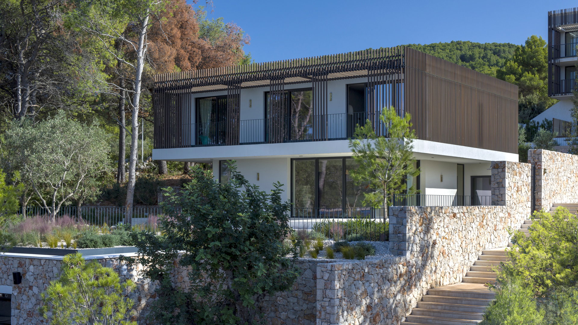 Luxury Villa Cliff with Heated Pool