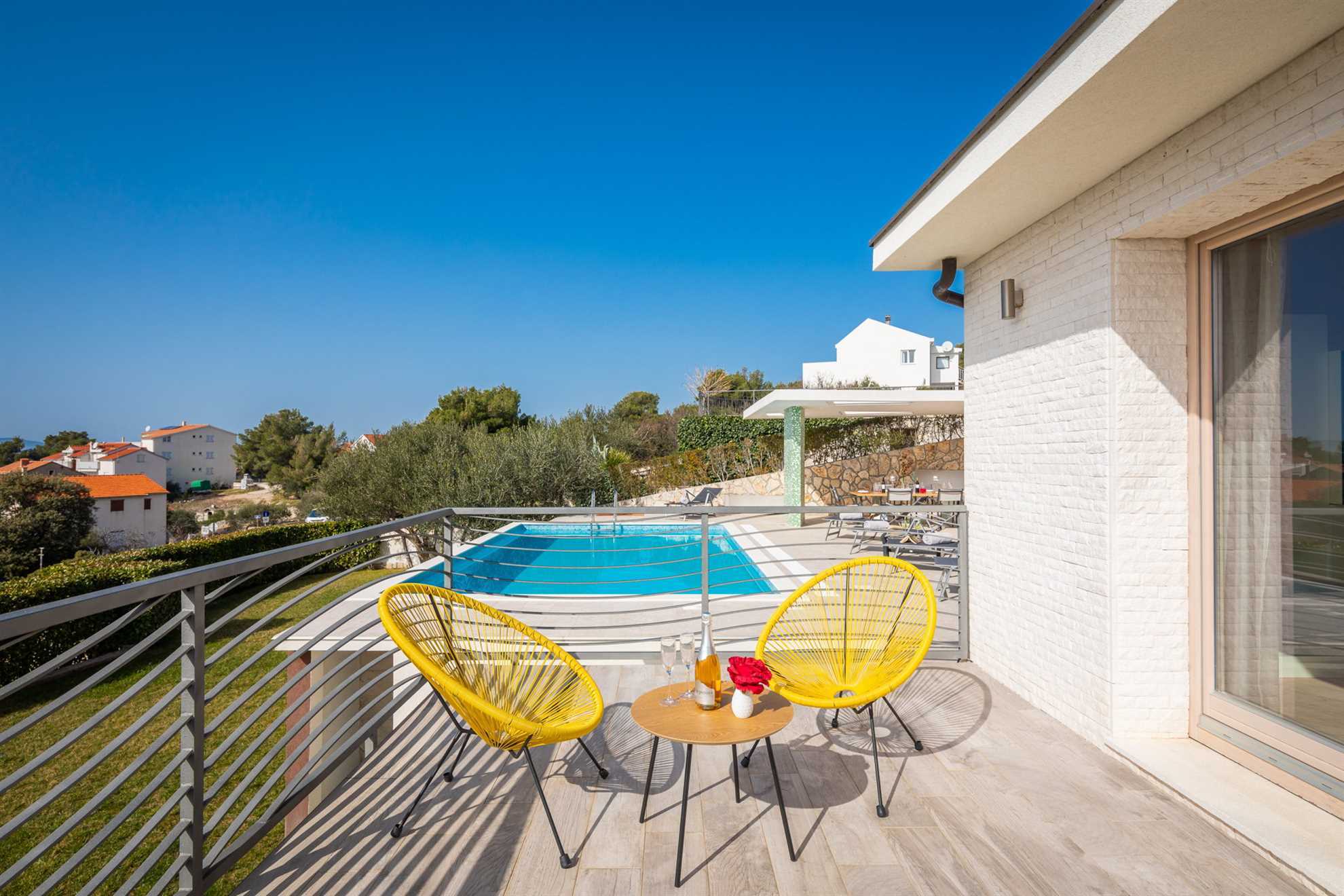 Villa Tela with Swimming Pool