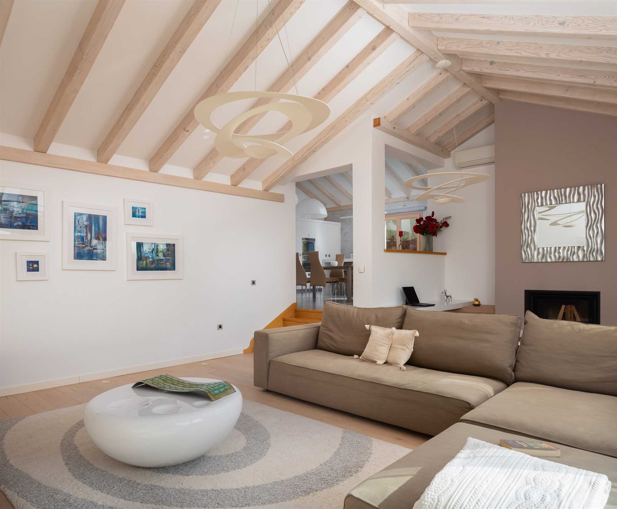 Villa Tela with Swimming Pool