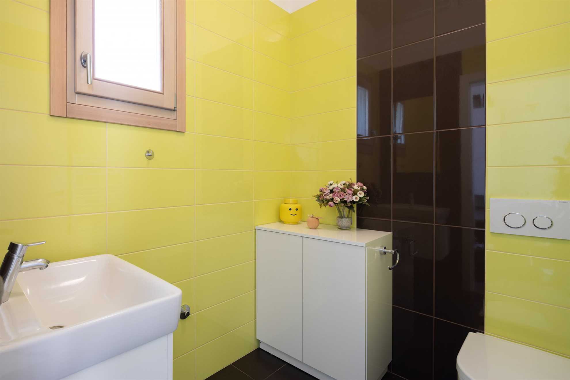 Villa Tela with Swimming Pool