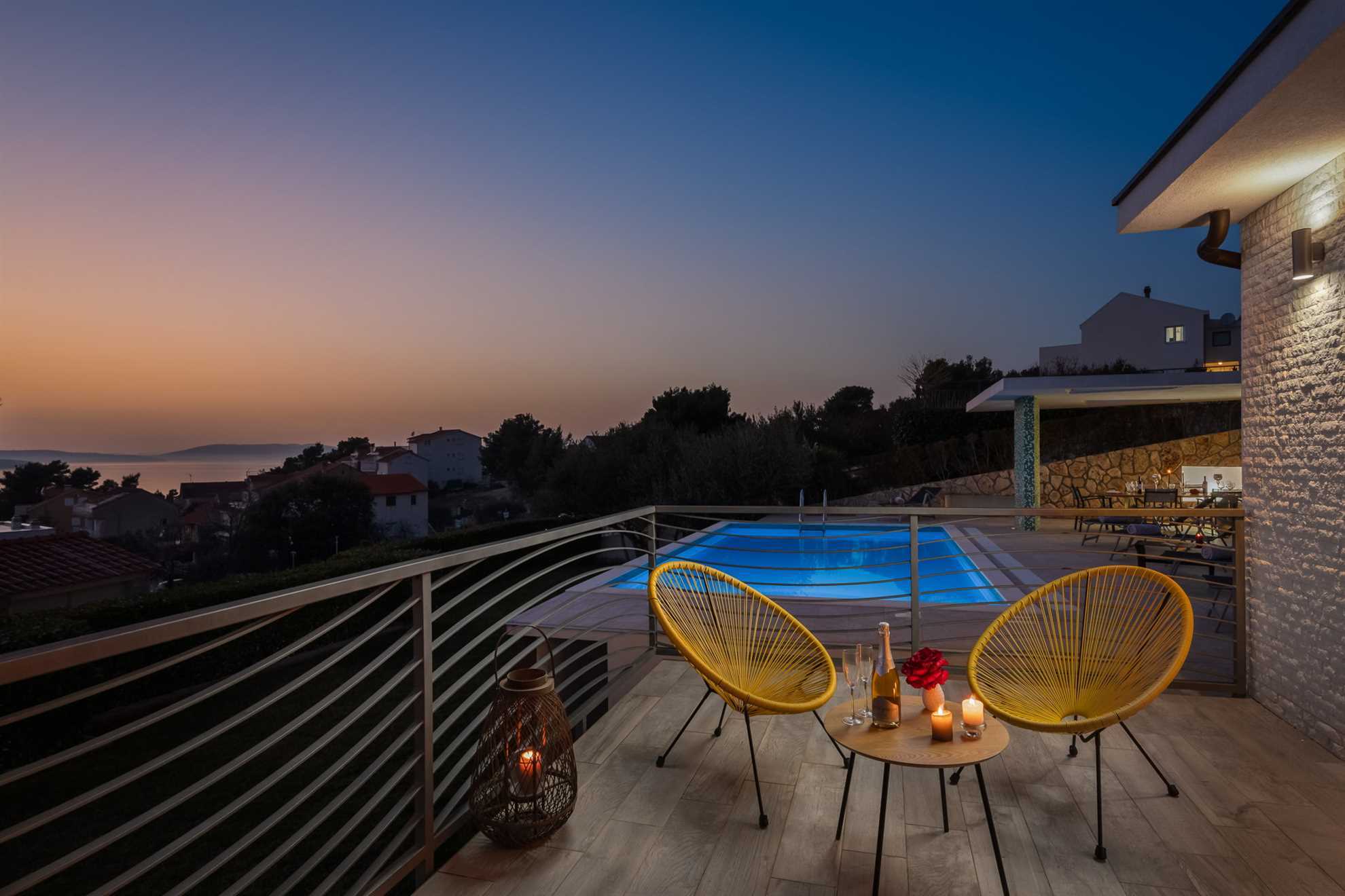 Villa Tela with Swimming Pool