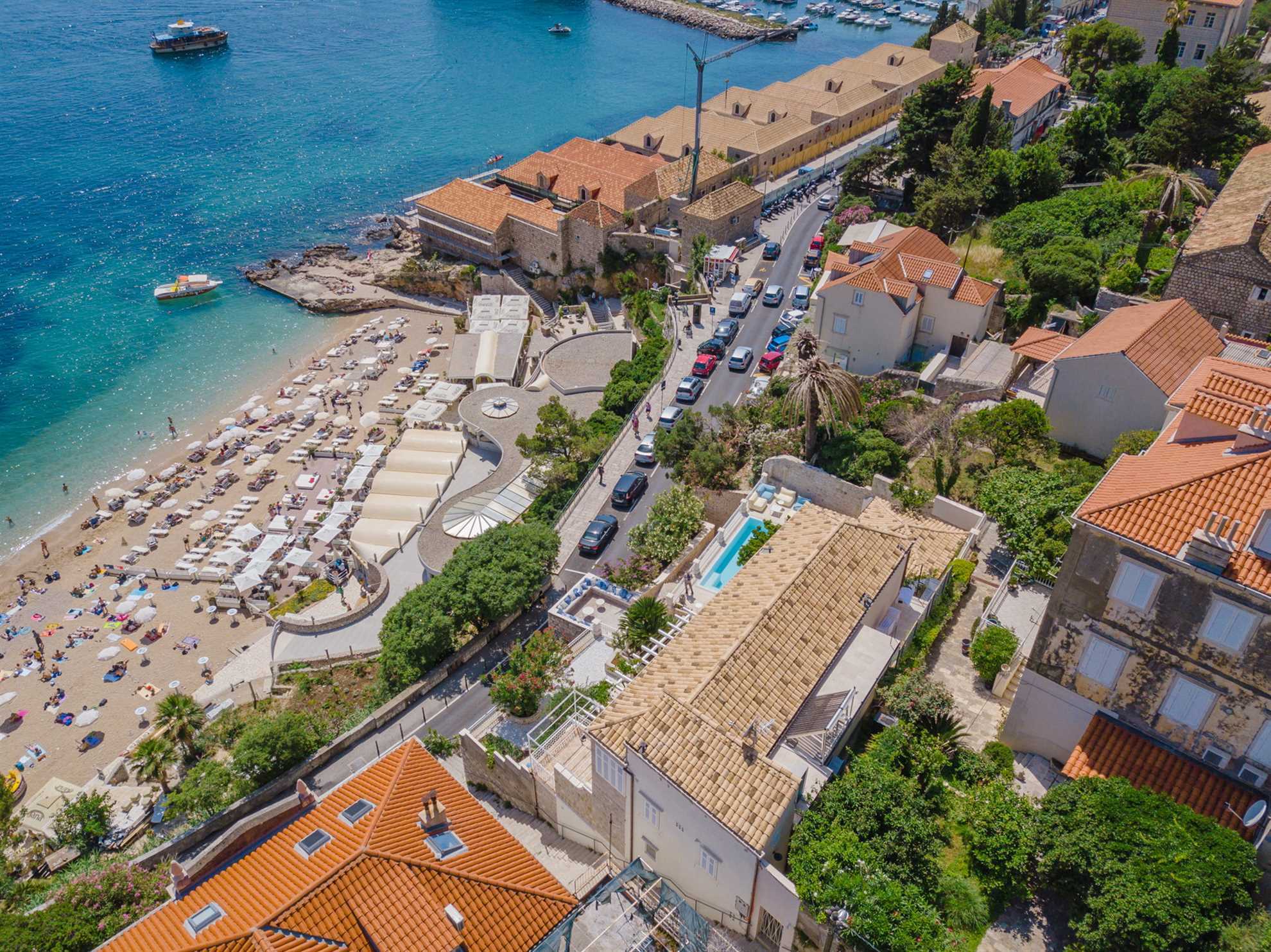Villa Empress with Heated Pool
