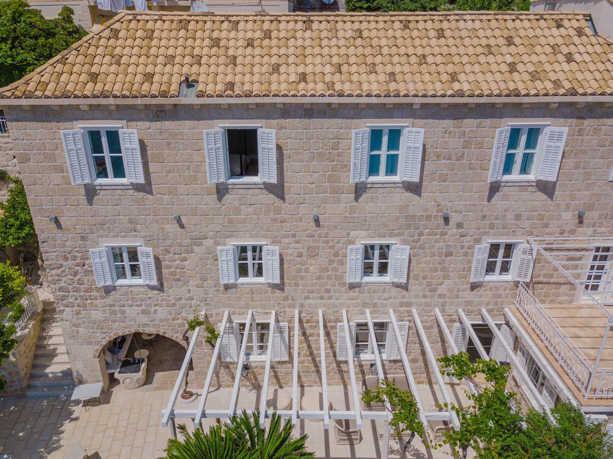 Villa Empress with Heated Pool