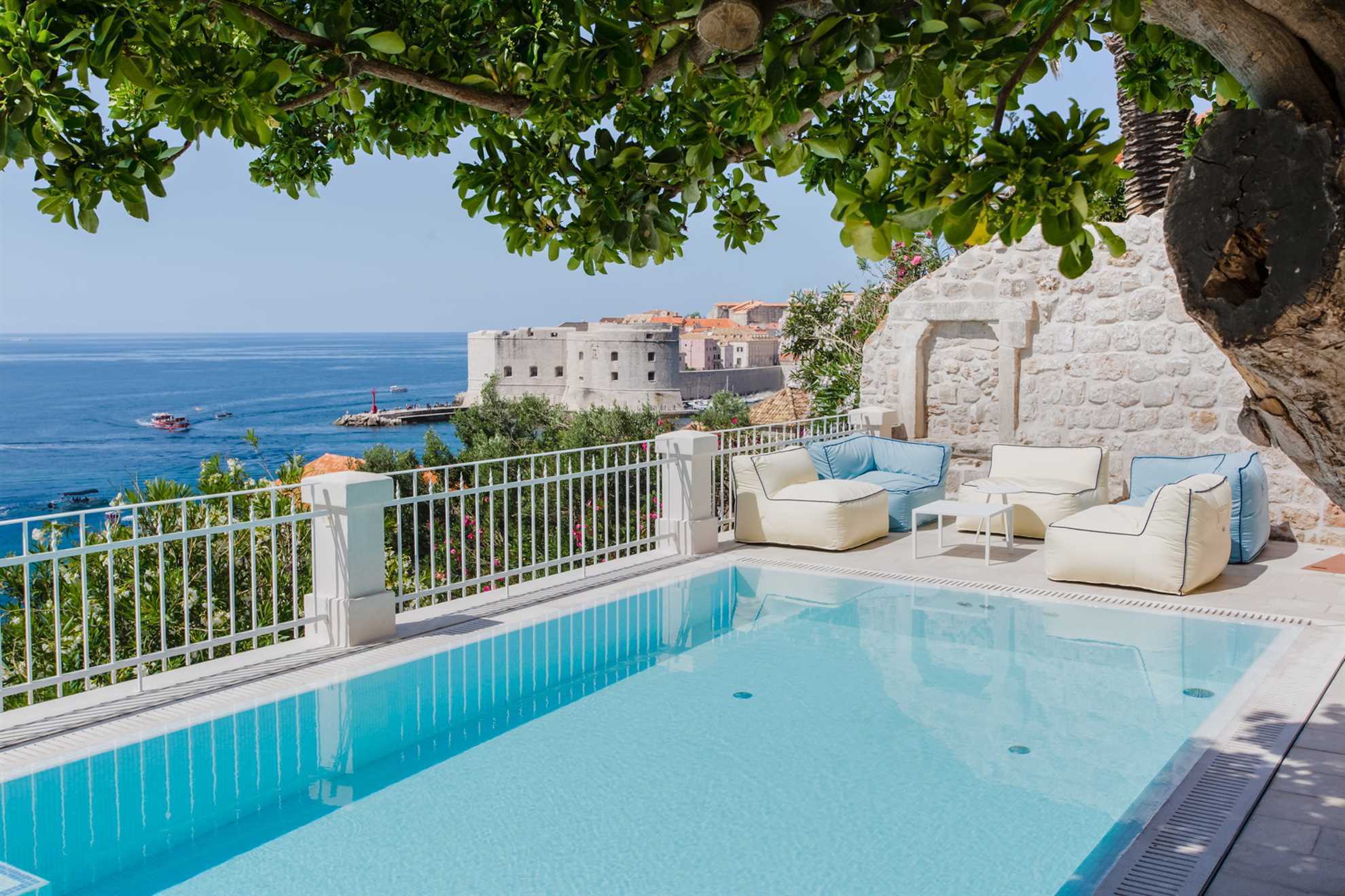 Villa Empress with Heated Pool