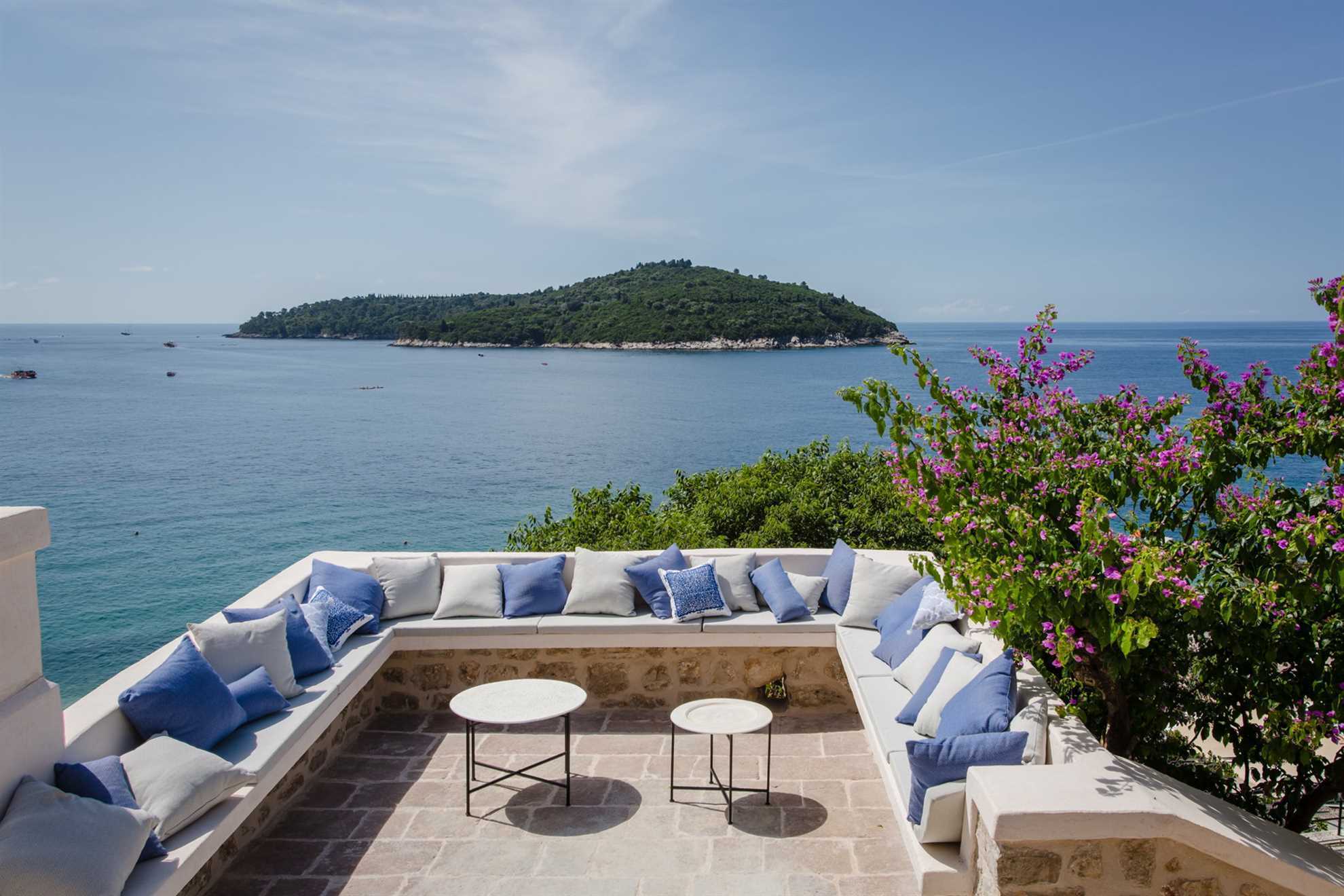 Villa Empress with Heated Pool