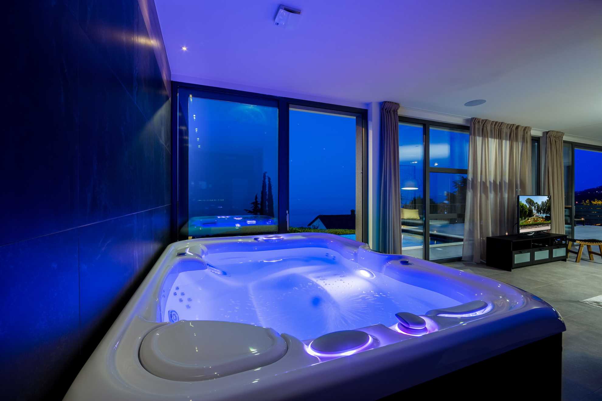 Villa Semper Fi with Pool