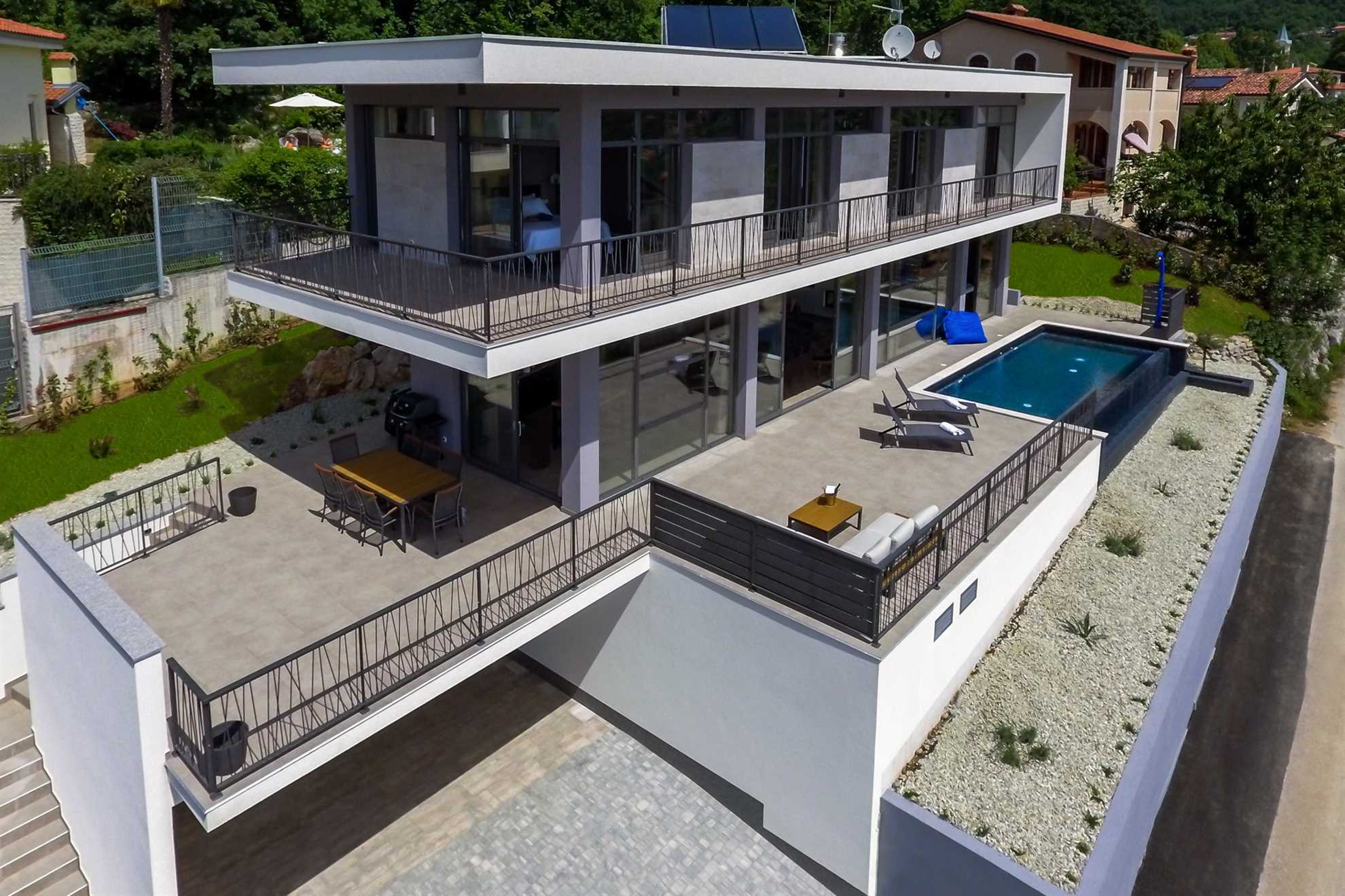 Villa Semper Fi with Pool