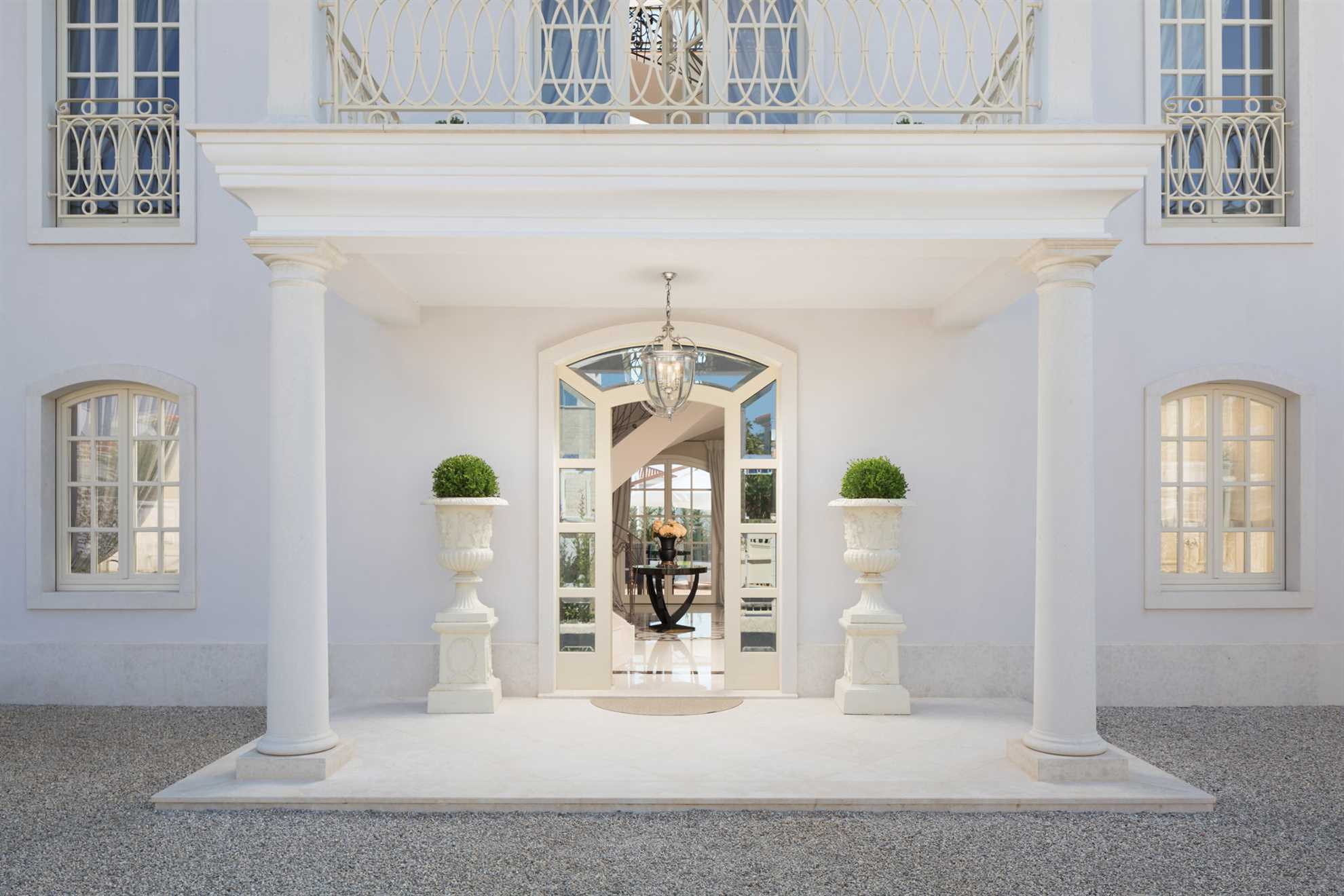 Villa Palazzo di Hermitage with Pool