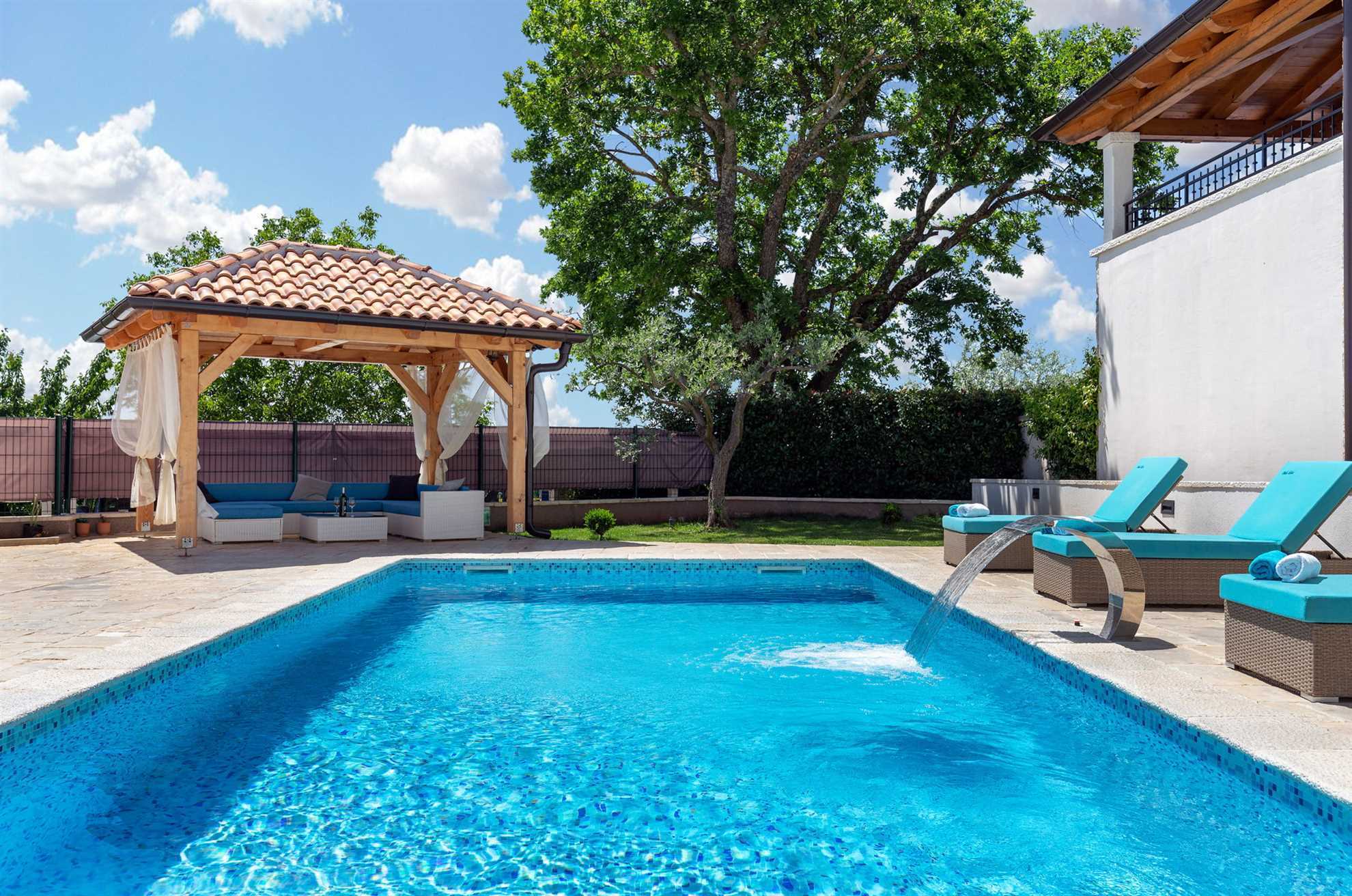 Villa Destiny with Pool