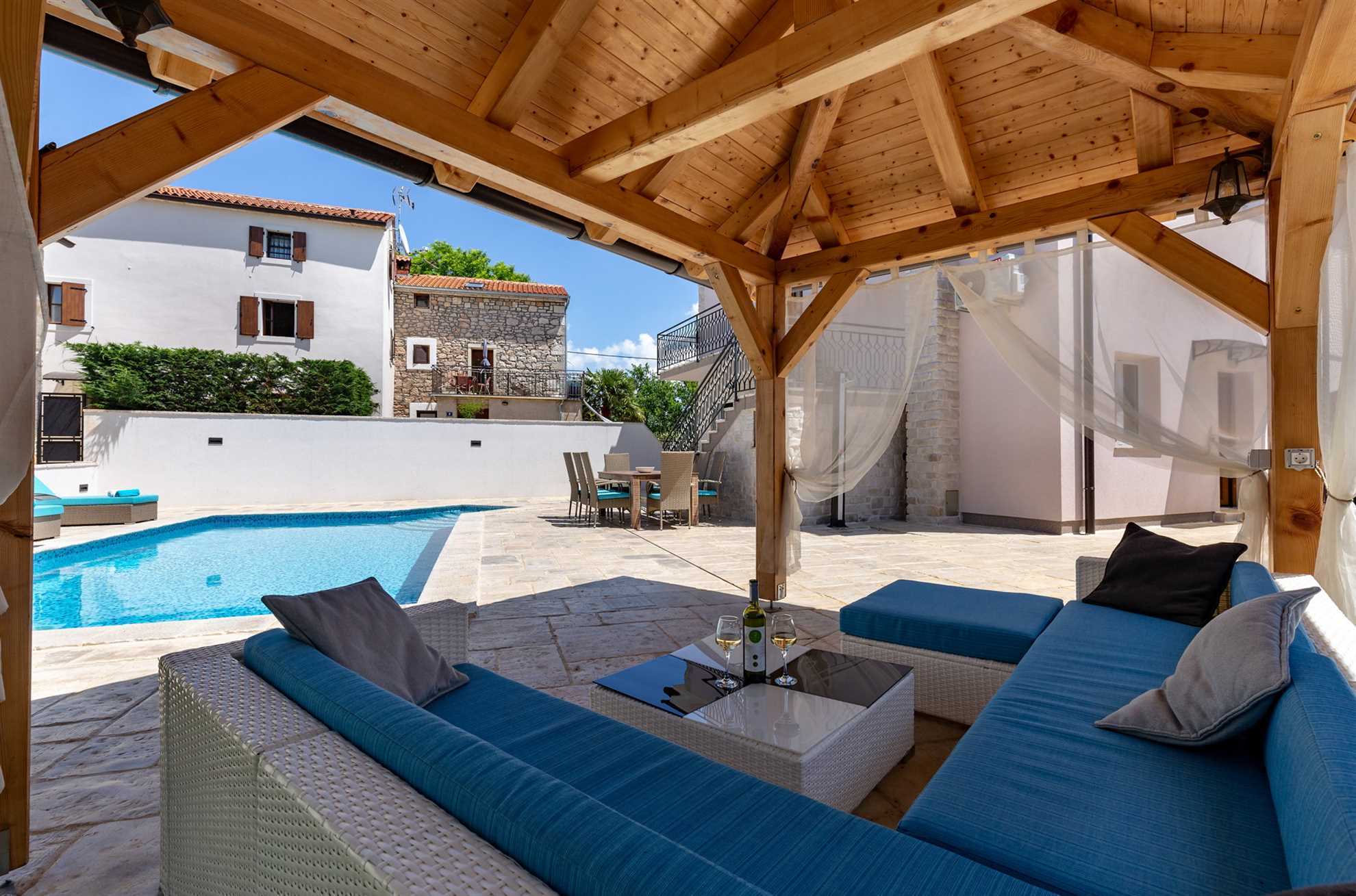 Villa Destiny with Pool