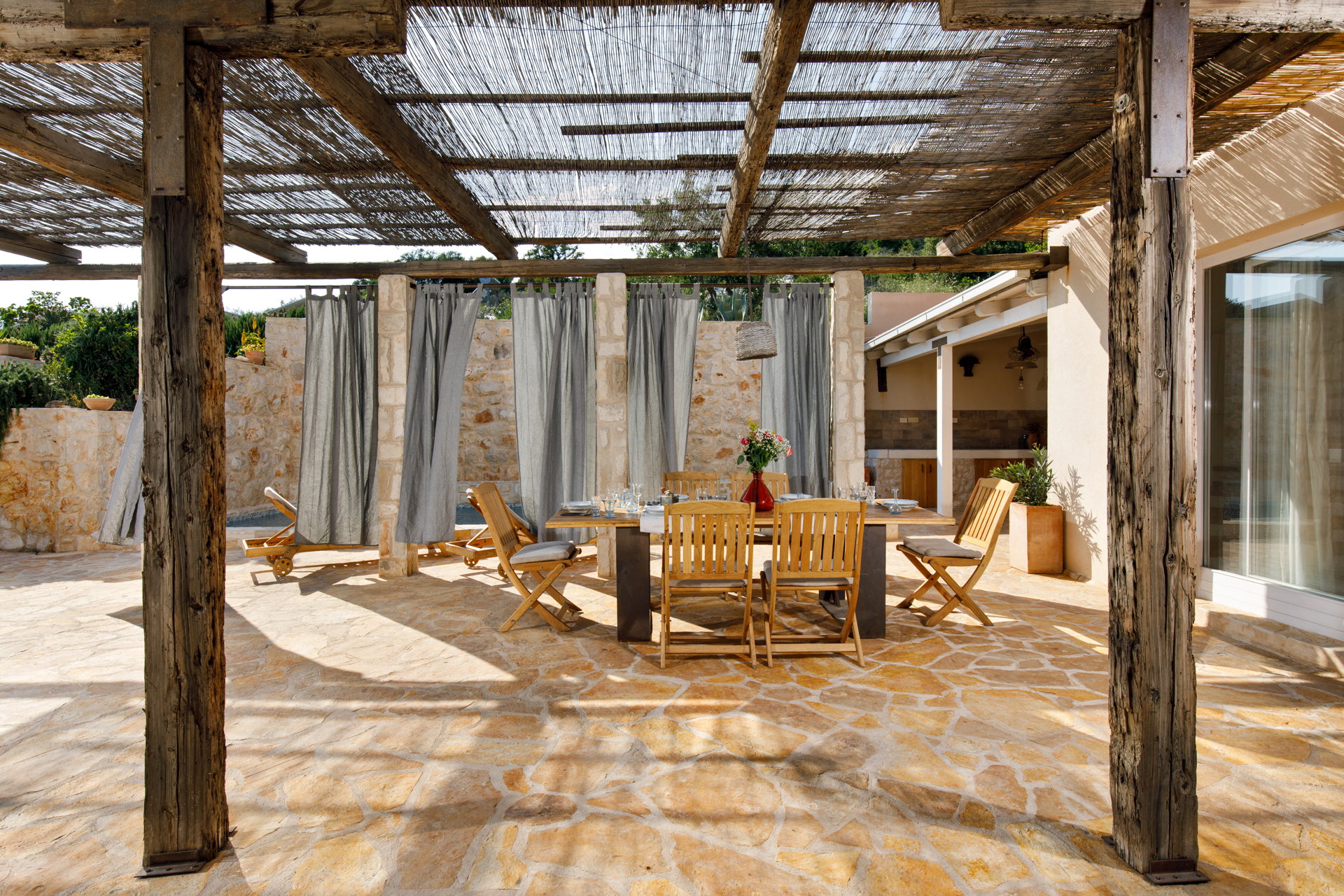 Villa Nativa with Pool