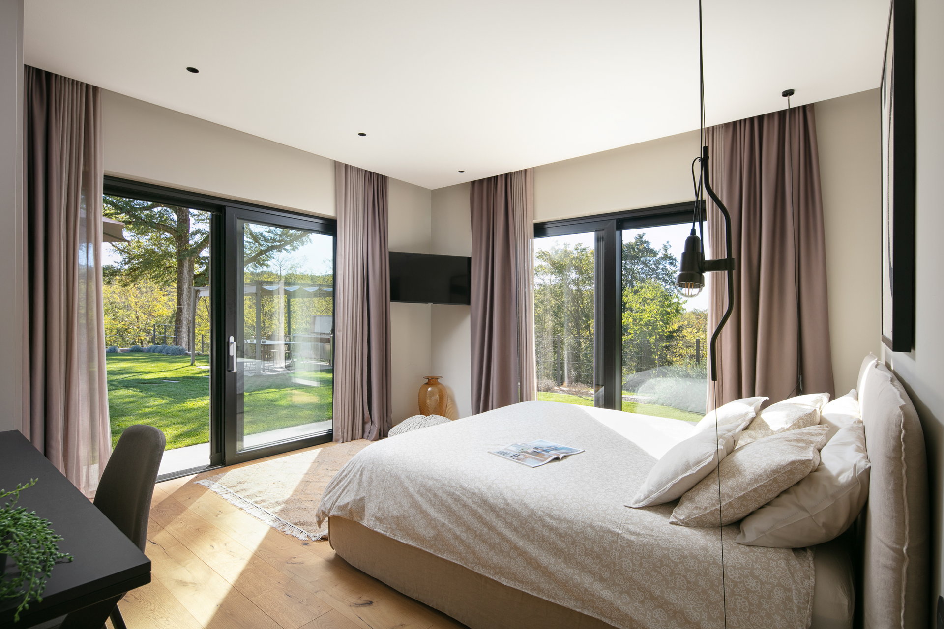 Villa Touch of Nature with Pool