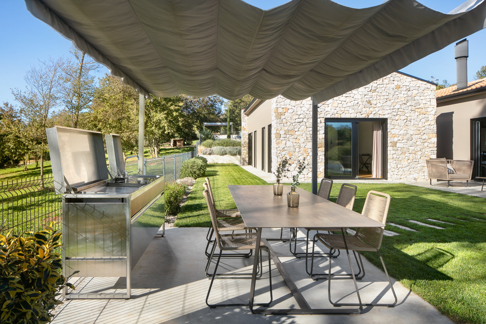 Villa Touch of Nature with Pool