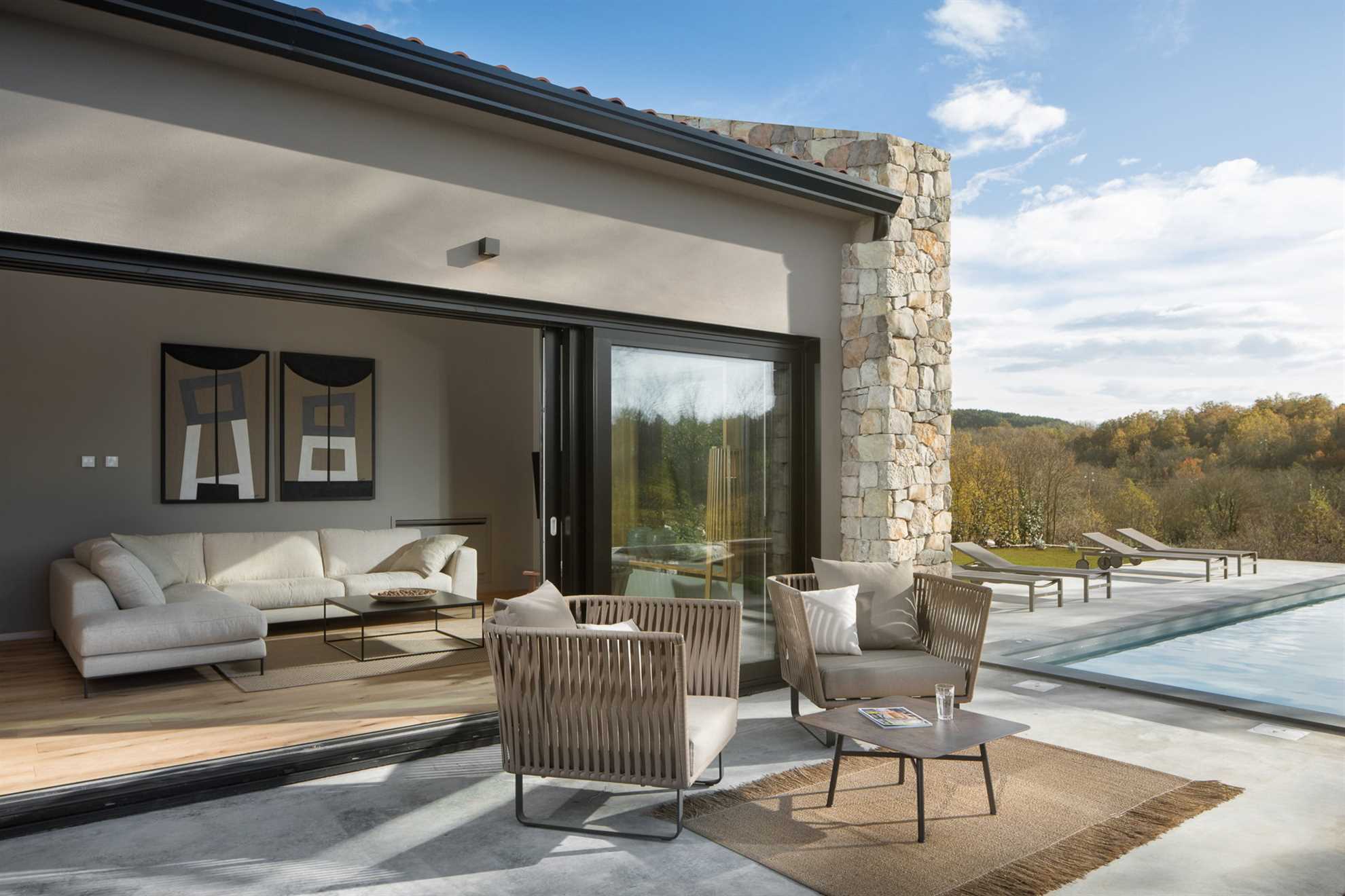 Villa Touch of Nature with Pool