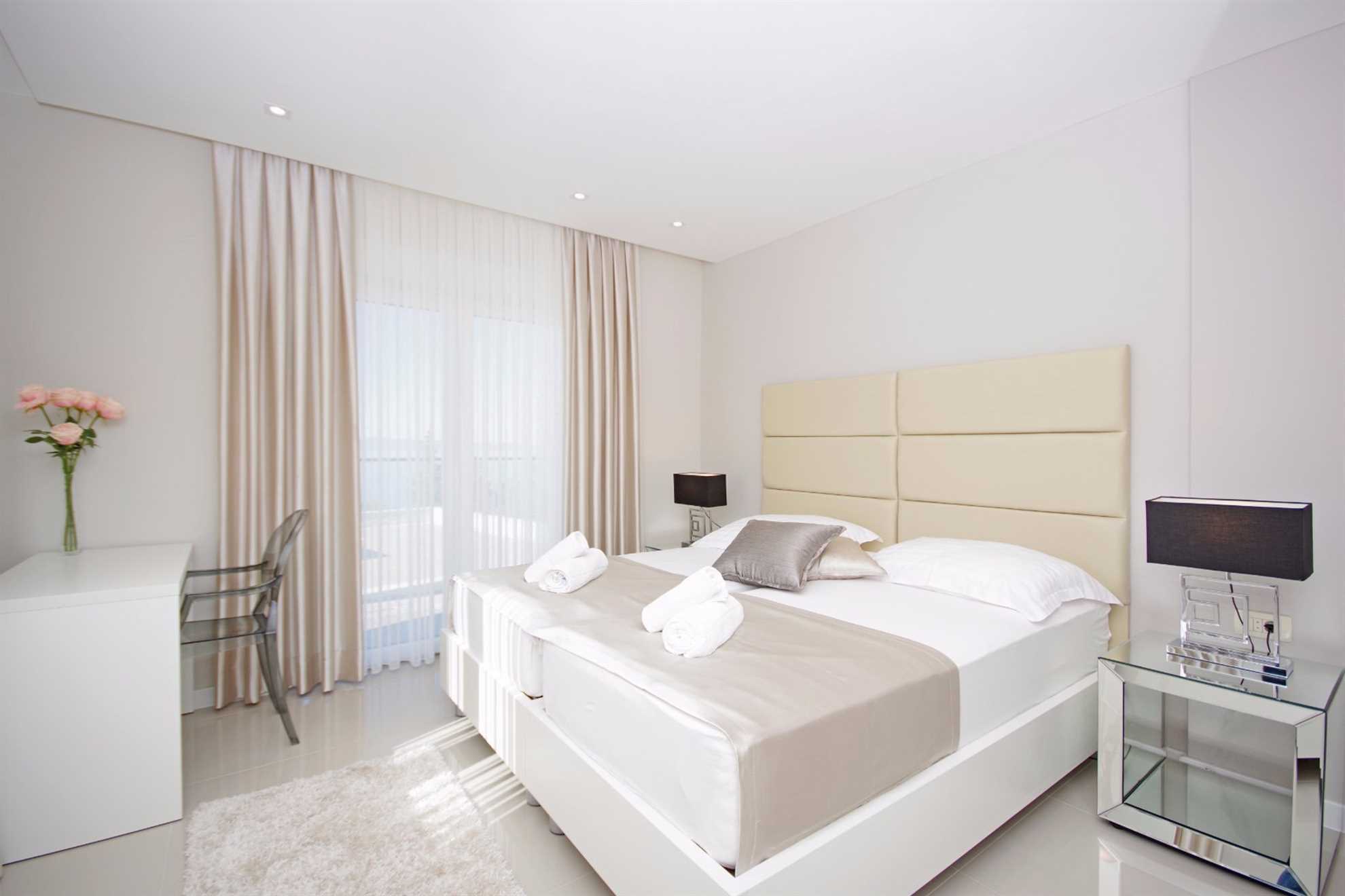 Villa Vert with Heated Pool