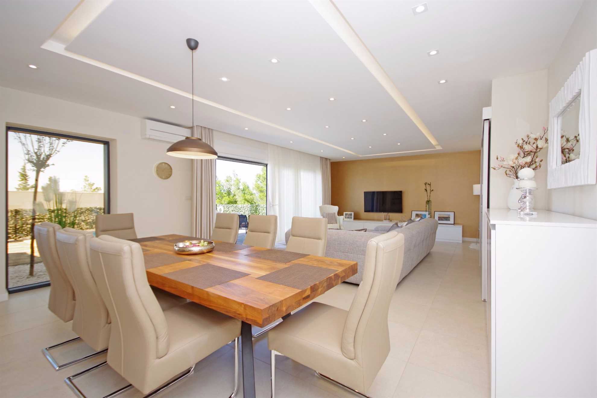 Villa Vert with Heated Pool