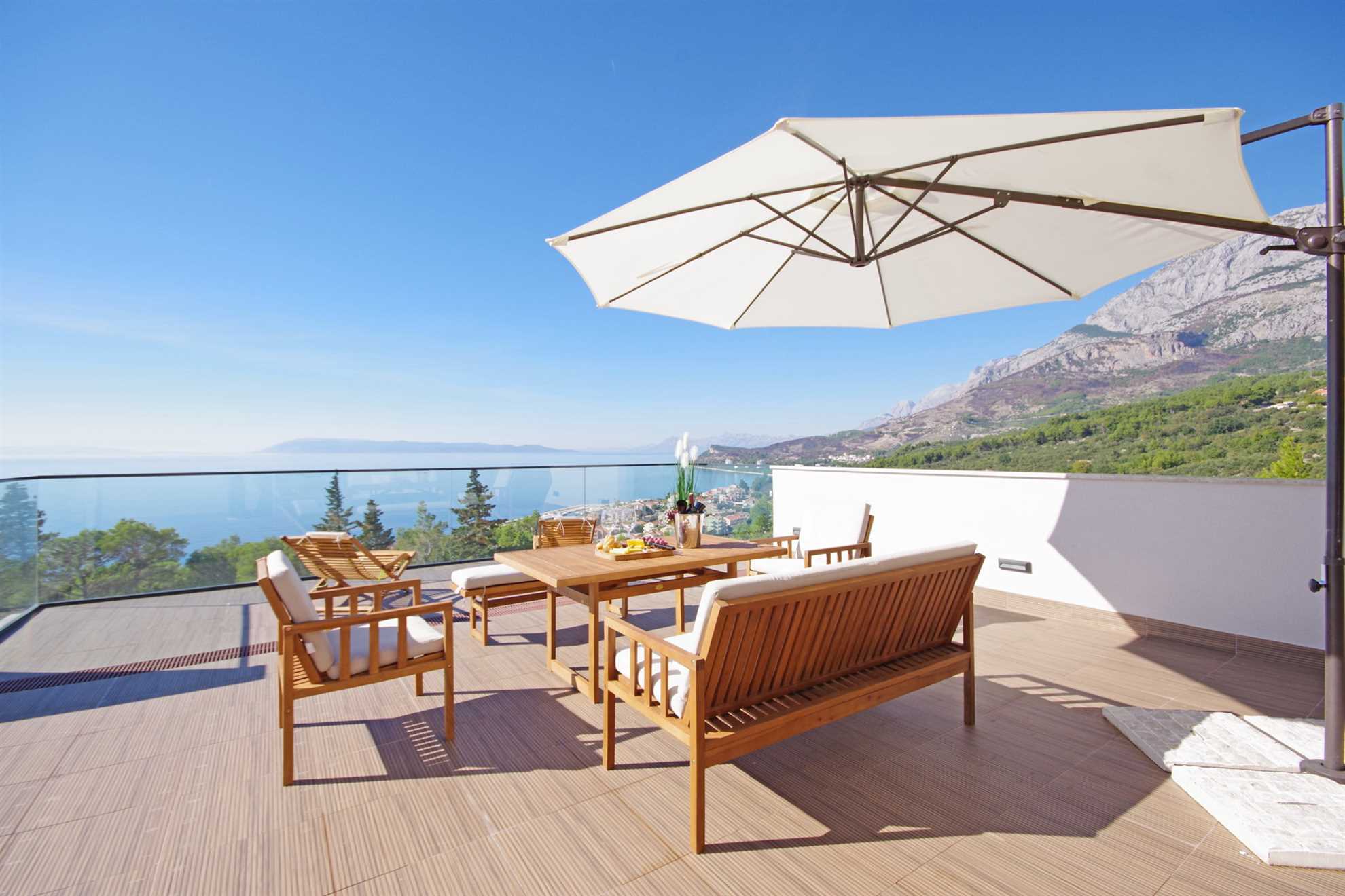 Villa Vert with Heated Pool