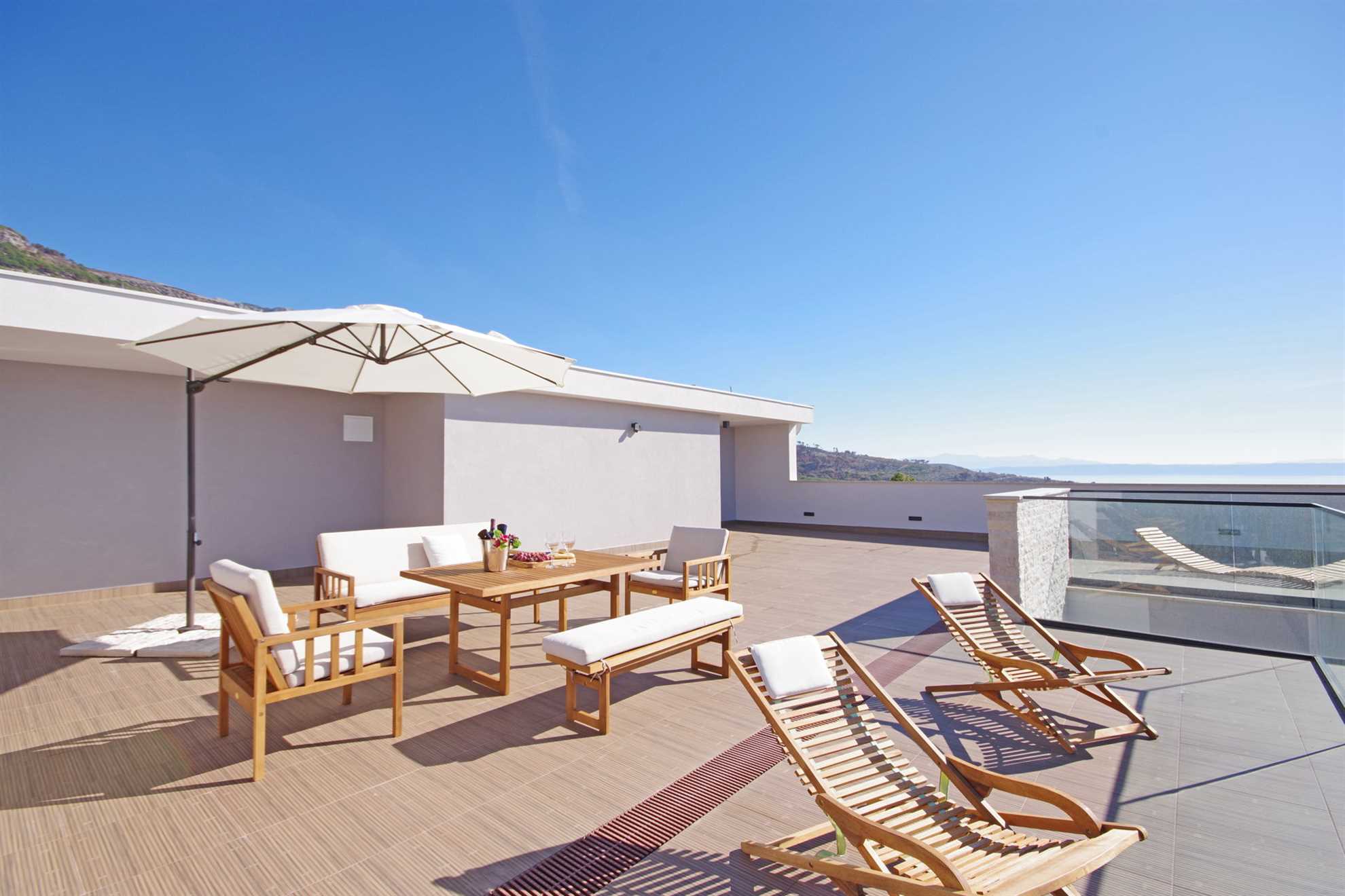 Villa Vert with Heated Pool