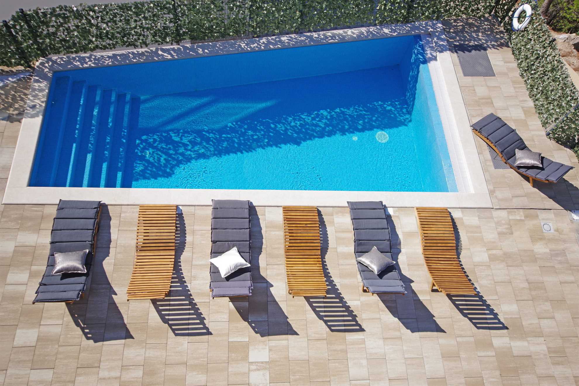 Villa Vert with Heated Pool