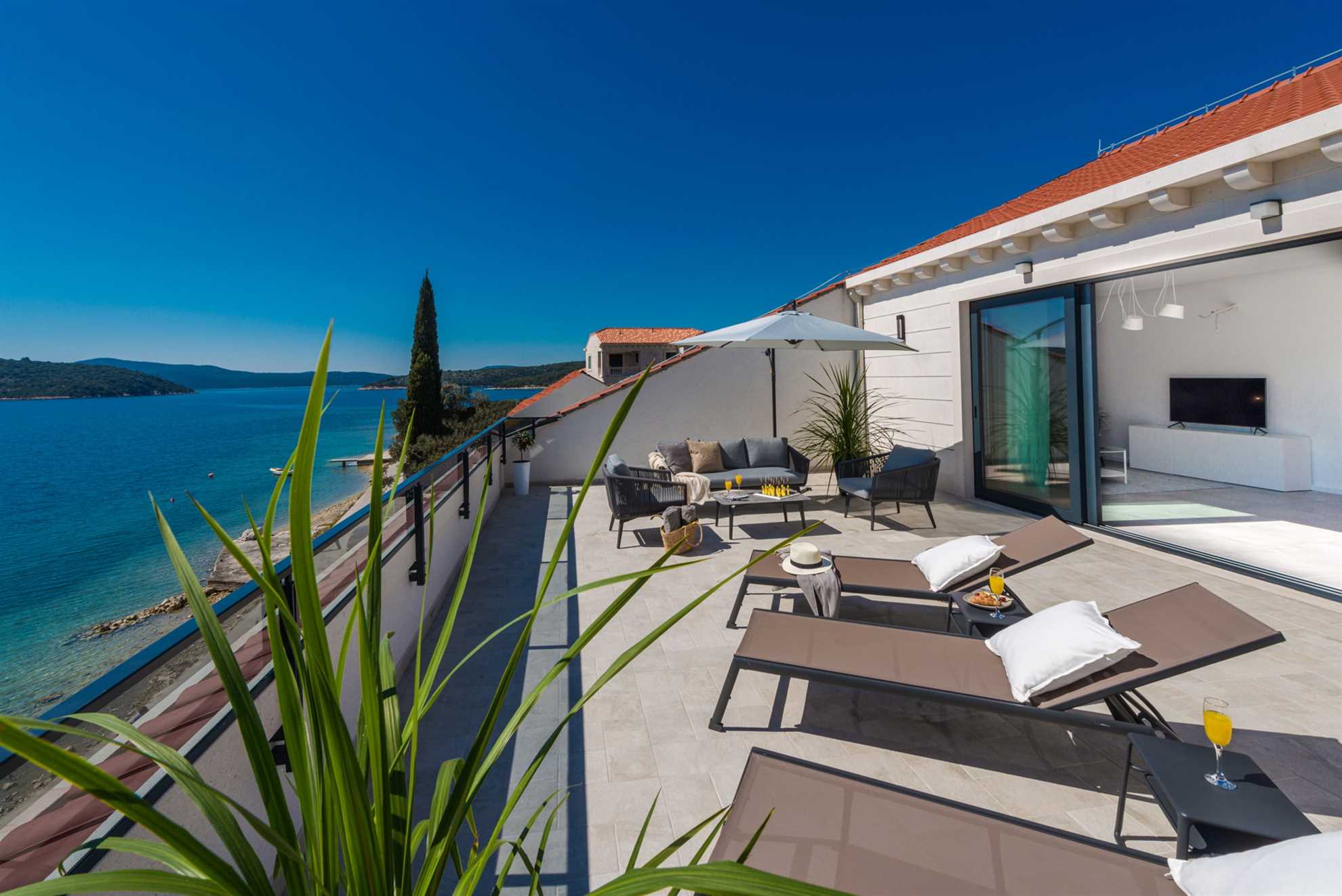 Beachfront Villa Absoluta with Pool