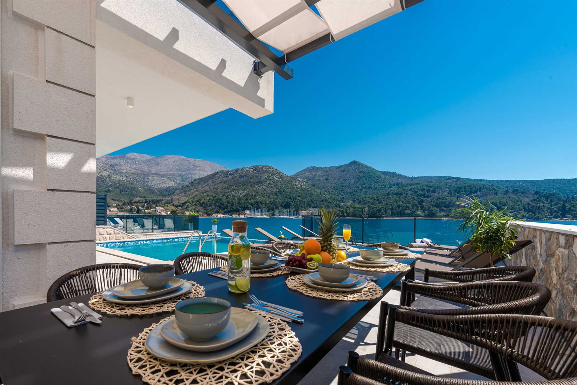 Beachfront Villa Absoluta with Pool