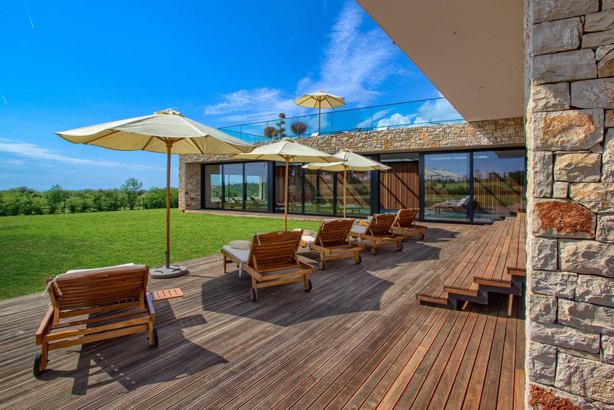 Villa Opulence with Pool