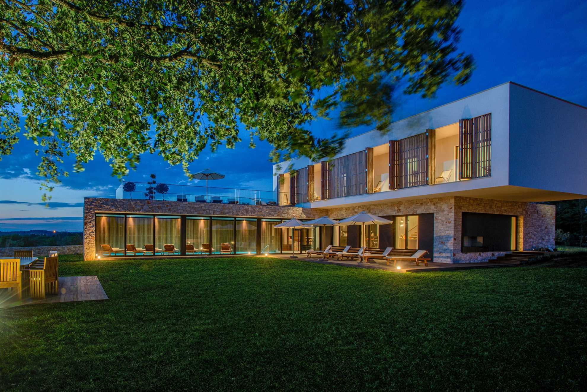 Villa Opulence with Pool