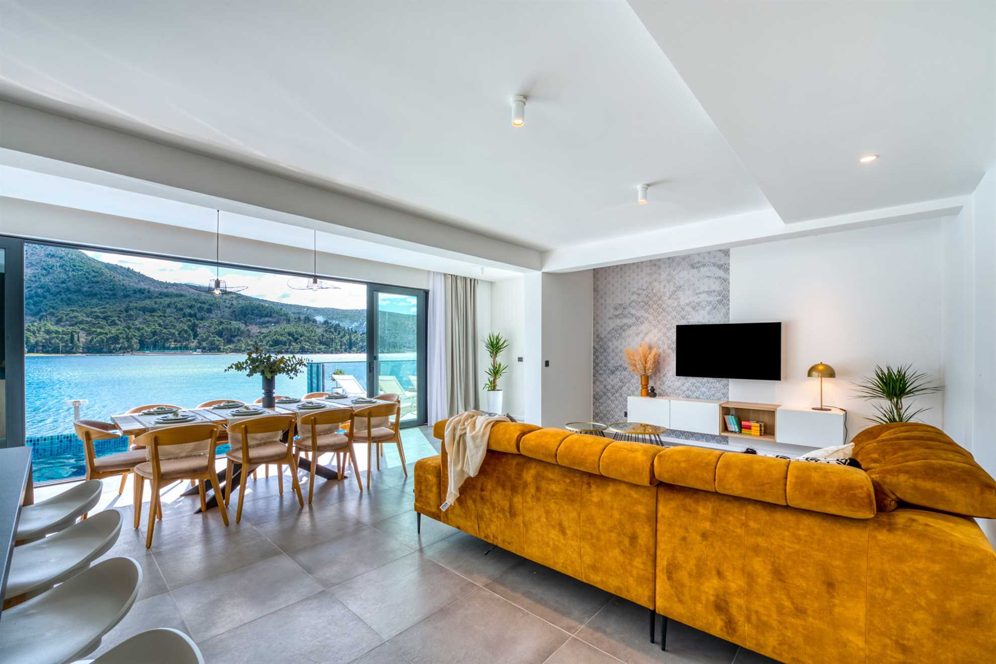 Beachfront Villa Suprema with Pool