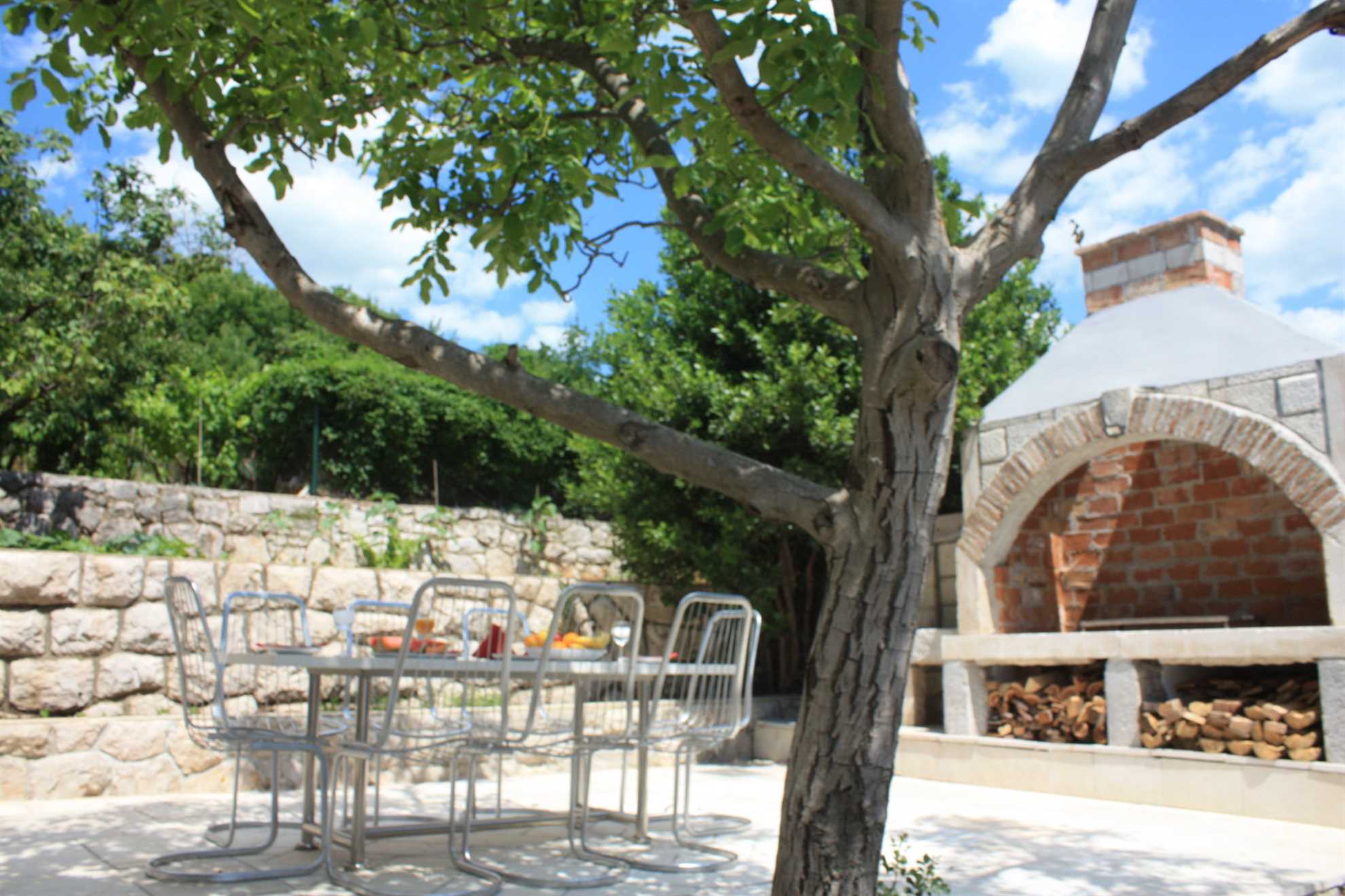 Villa Evergreen with Pool