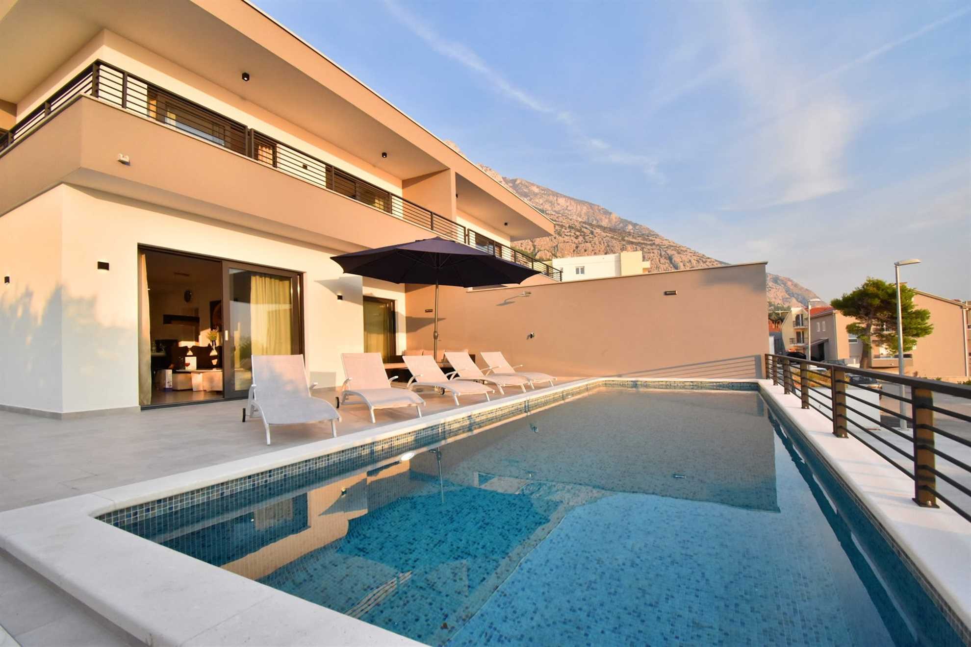 Villa Maritea with Heated Pool