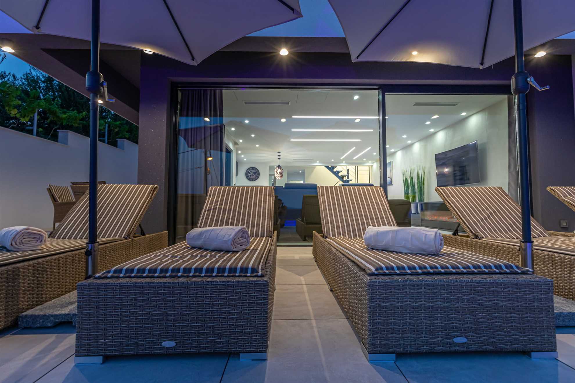 Luxury Villa Cesarea with Pool