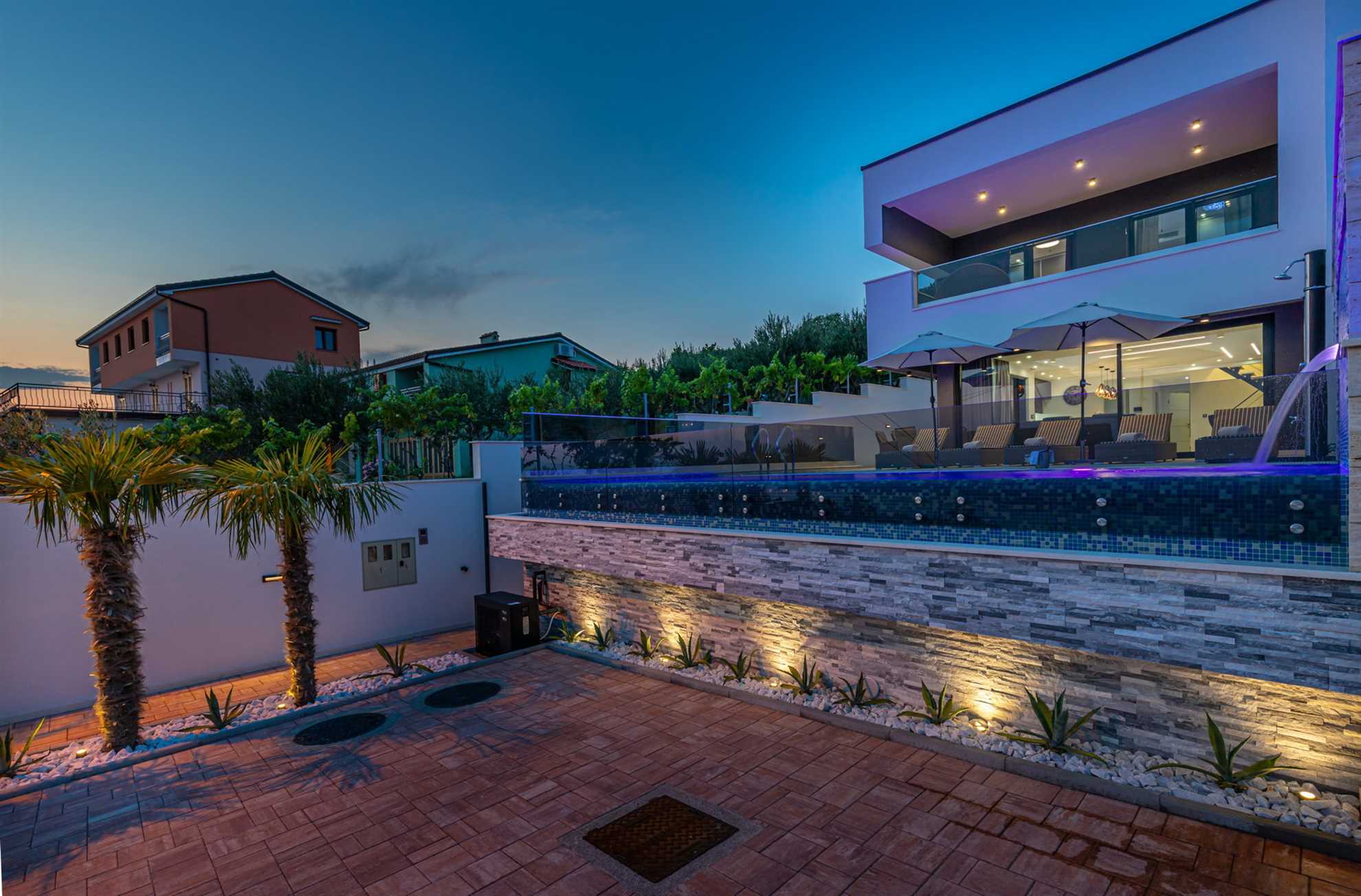 Luxury Villa Cesarea with Pool