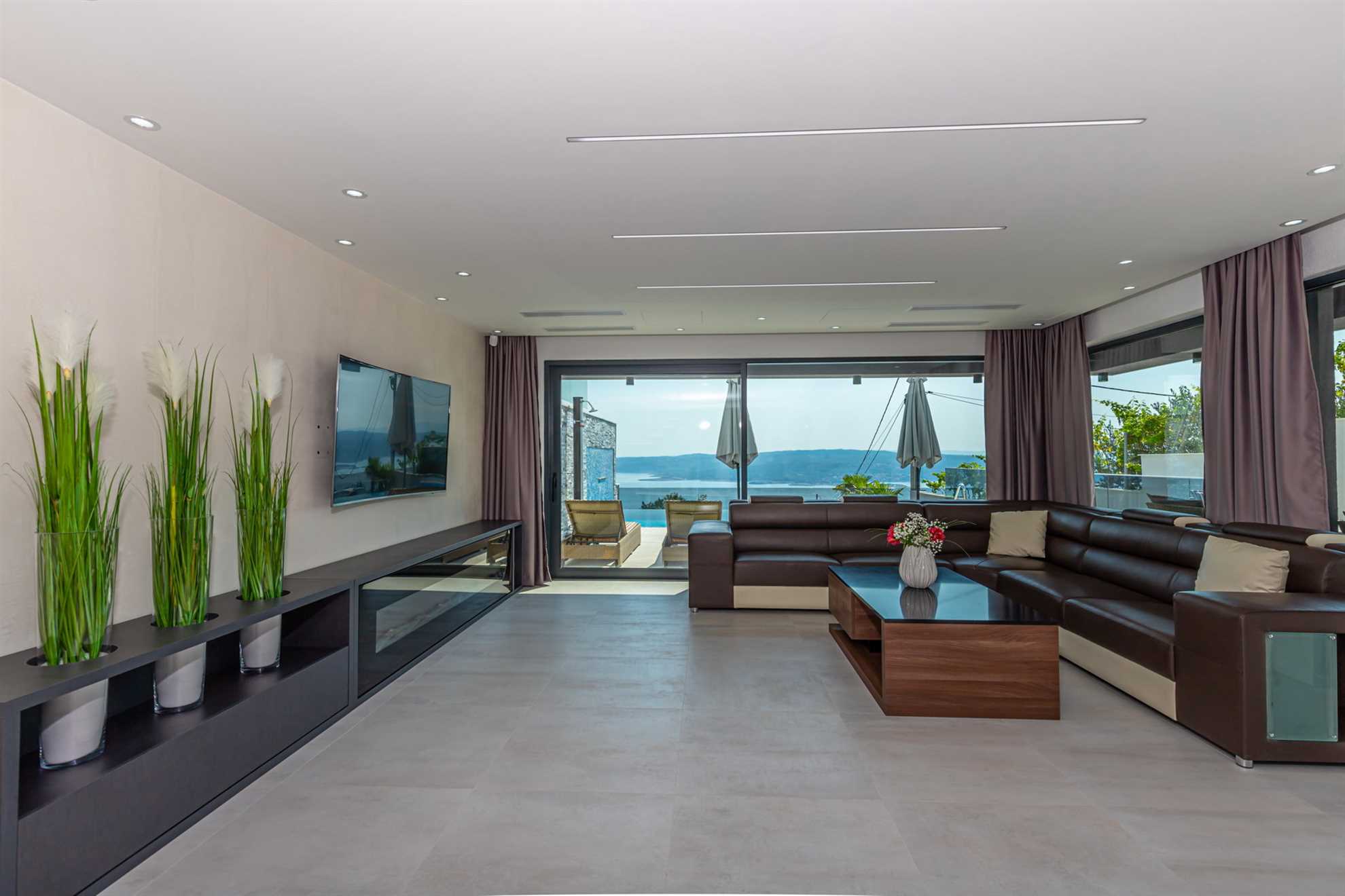 Luxury Villa Cesarea with Pool