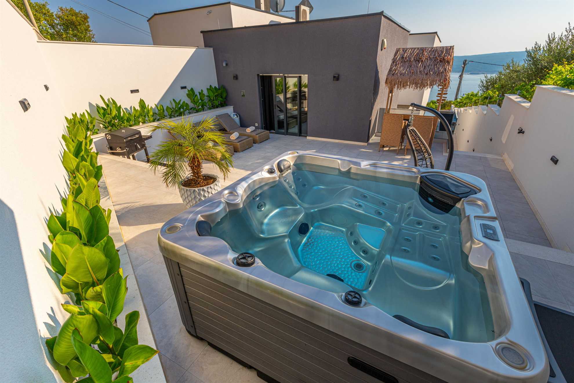 Luxury Villa Cesarea with Pool