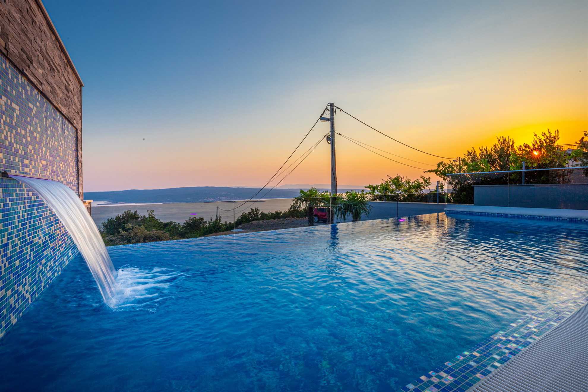 Luxury Villa Cesarea with Pool