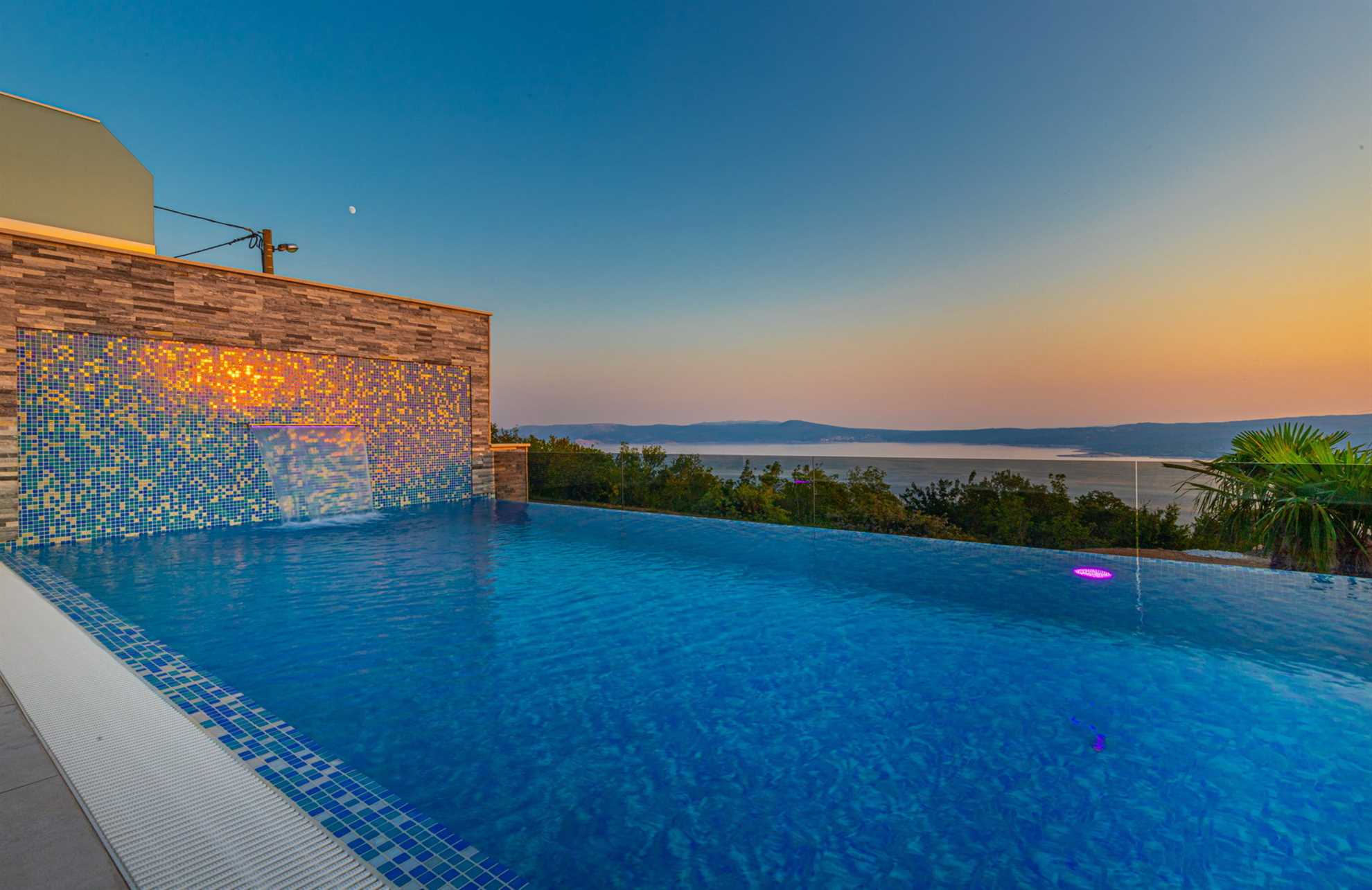 Luxury Villa Cesarea with Pool